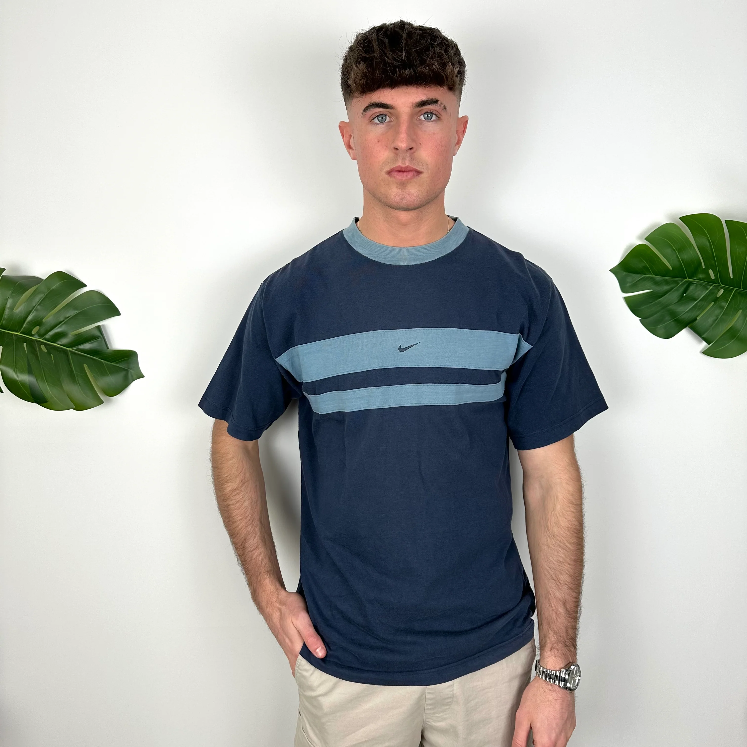 Nike Navy Embroidered Swoosh T Shirt (M) - Image 6