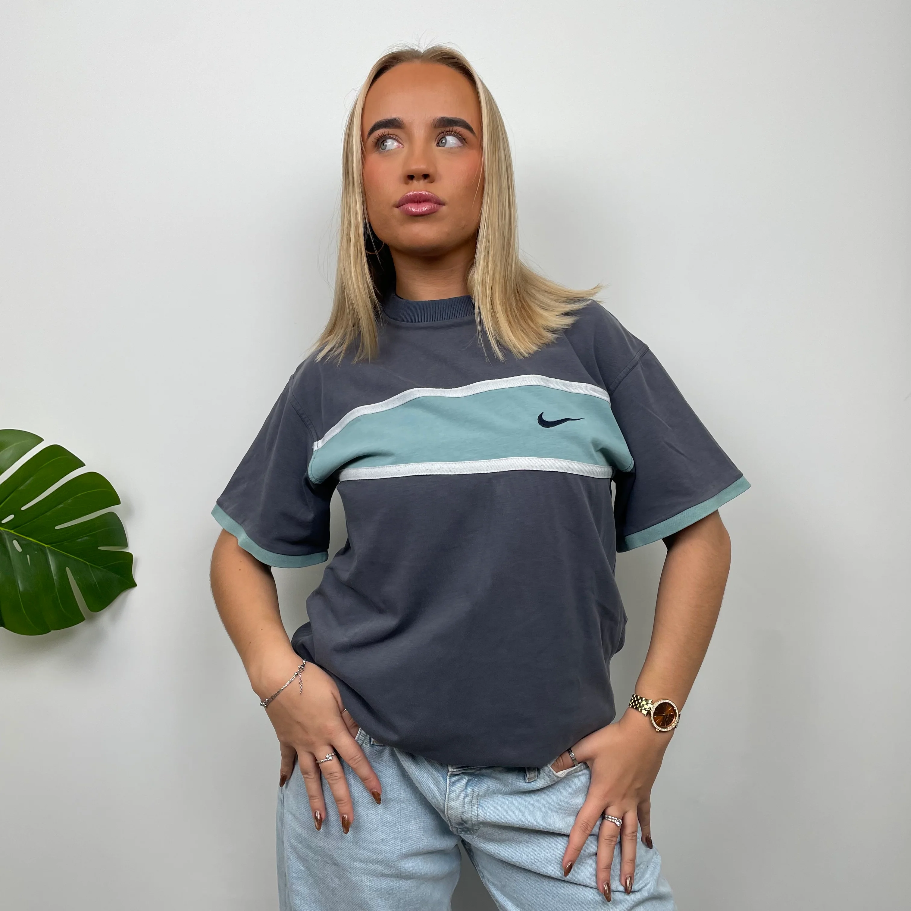 Nike Navy Embroidered Swoosh T Shirt (M) - Image 4
