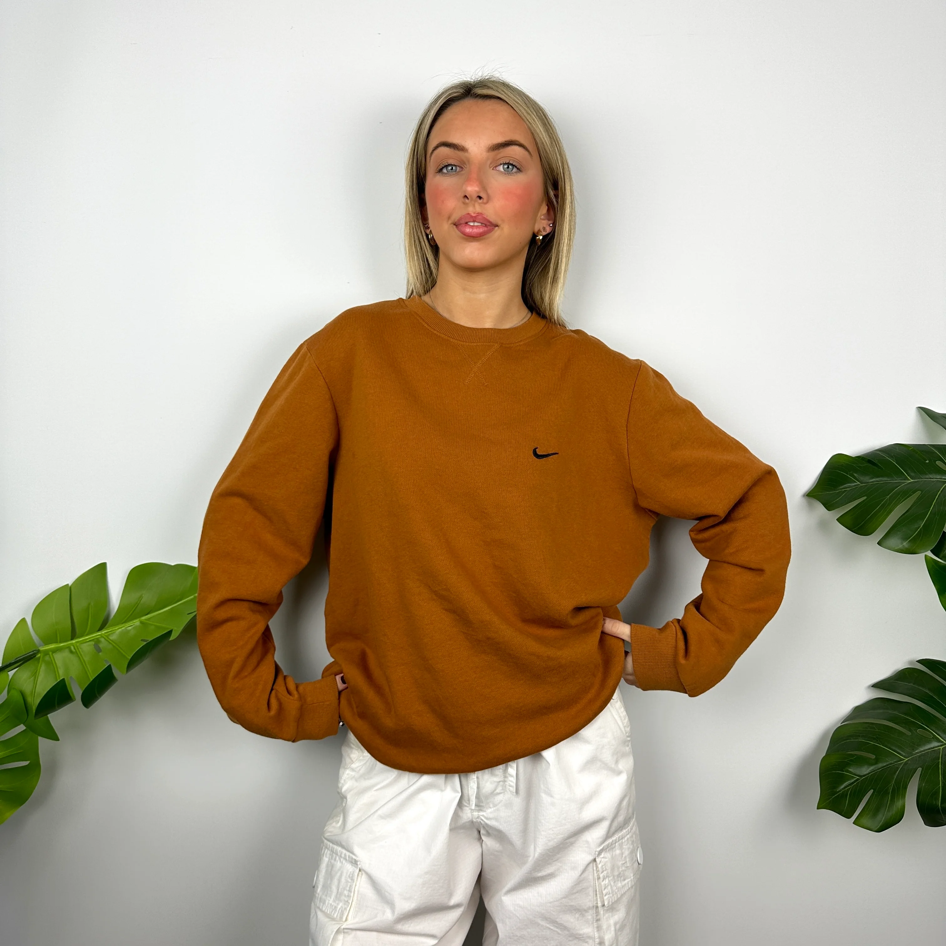 Nike Orange Embroidered Swoosh Sweatshirt (L) - Image 4