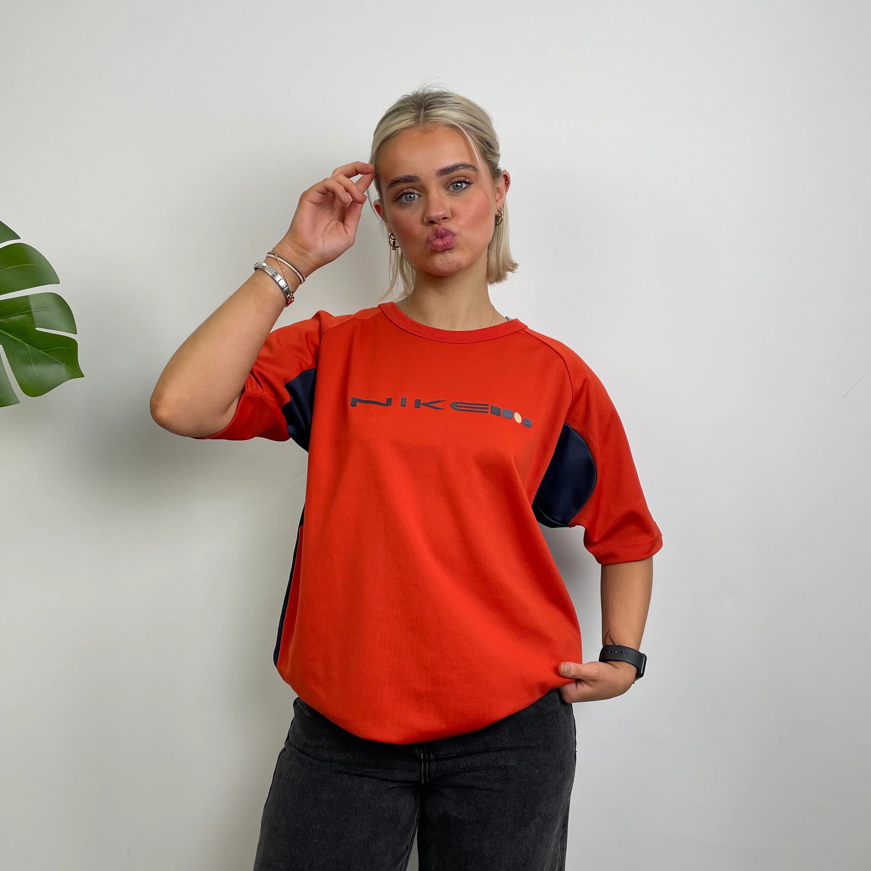 Nike Orange Spell Out T Shirt (M) - Image 3