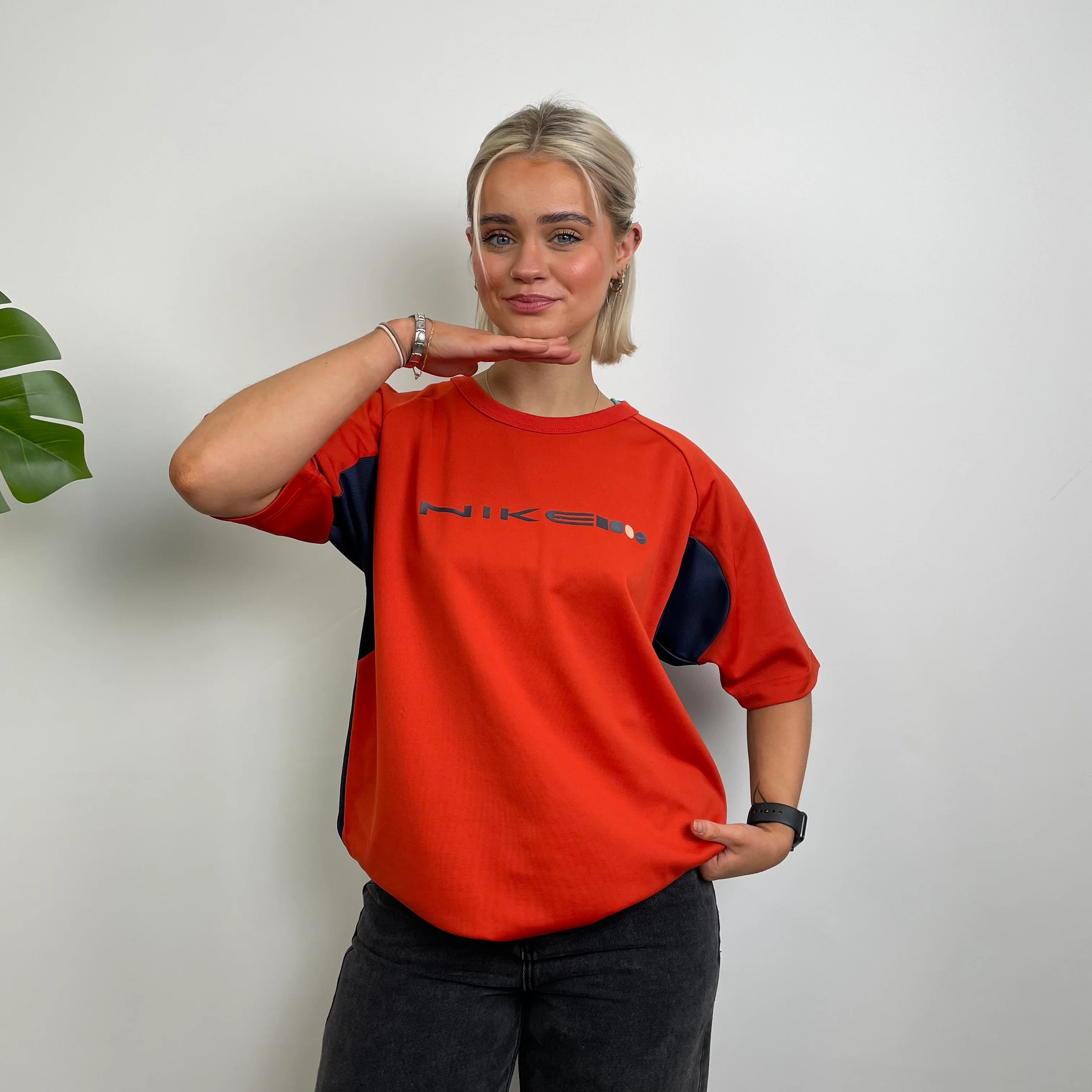 Nike Orange Spell Out T Shirt (M) - Image 4