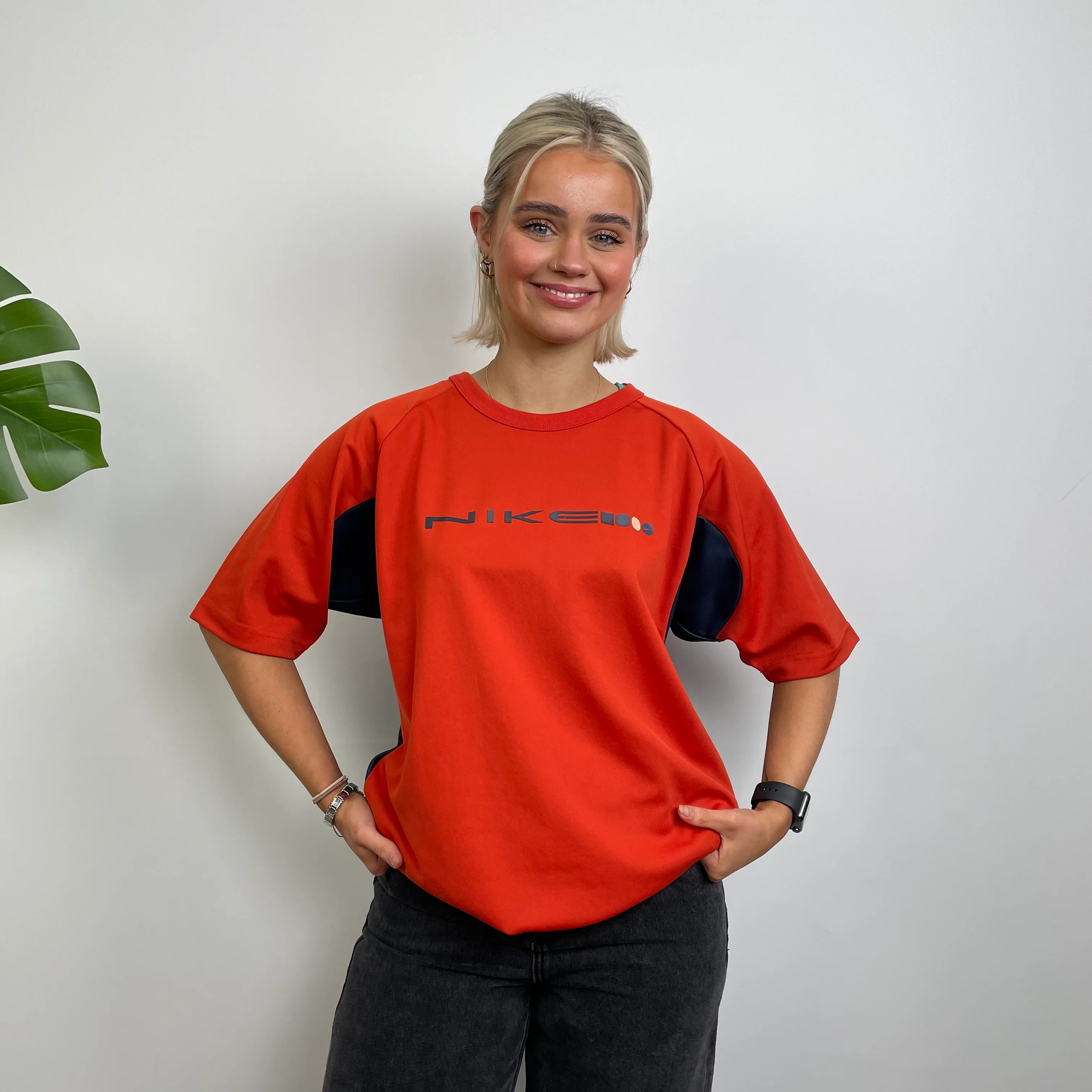 Nike Orange Spell Out T Shirt (M) - Image 5