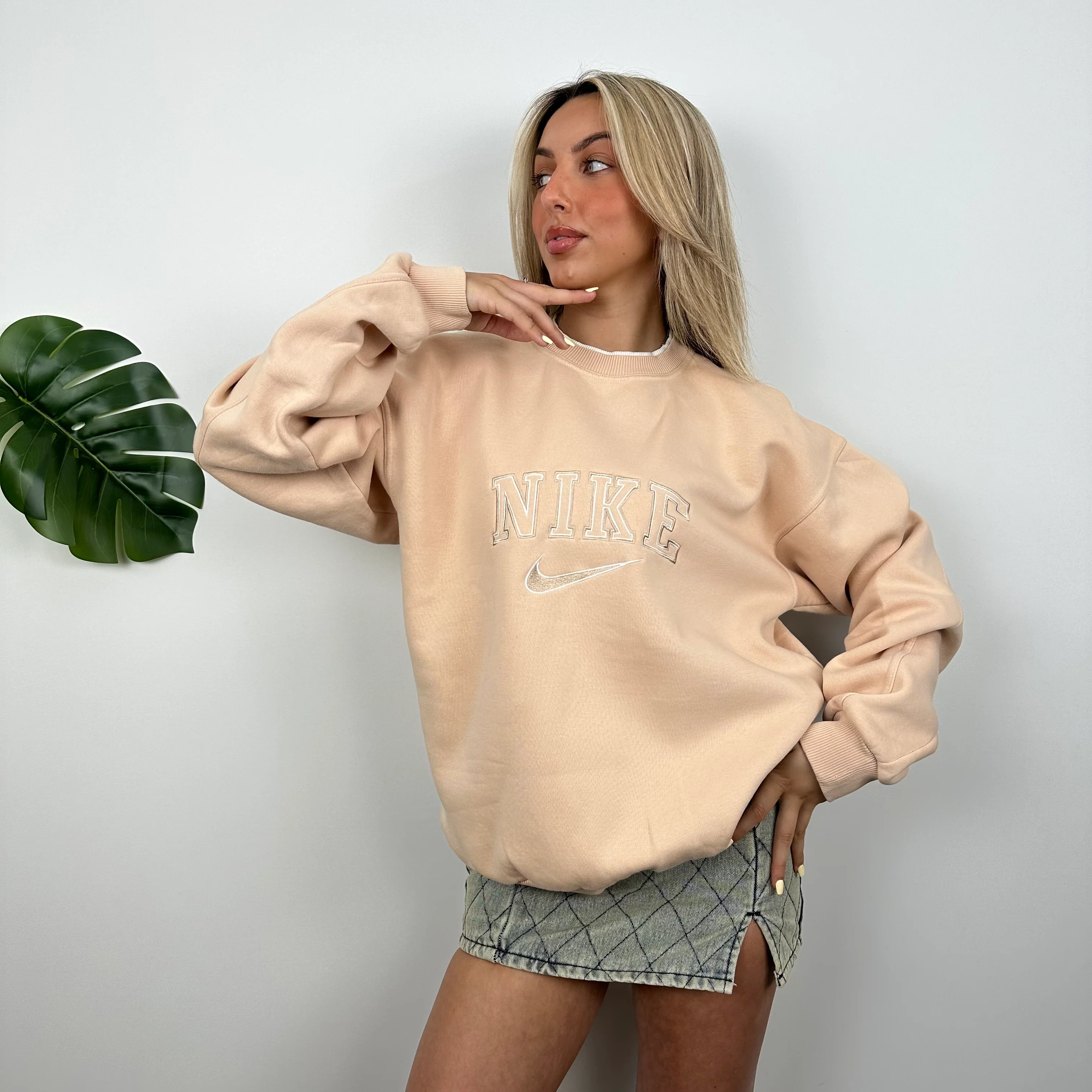 Nike Peach Embroidered Spell Out Sweatshirt (L) - Image 7