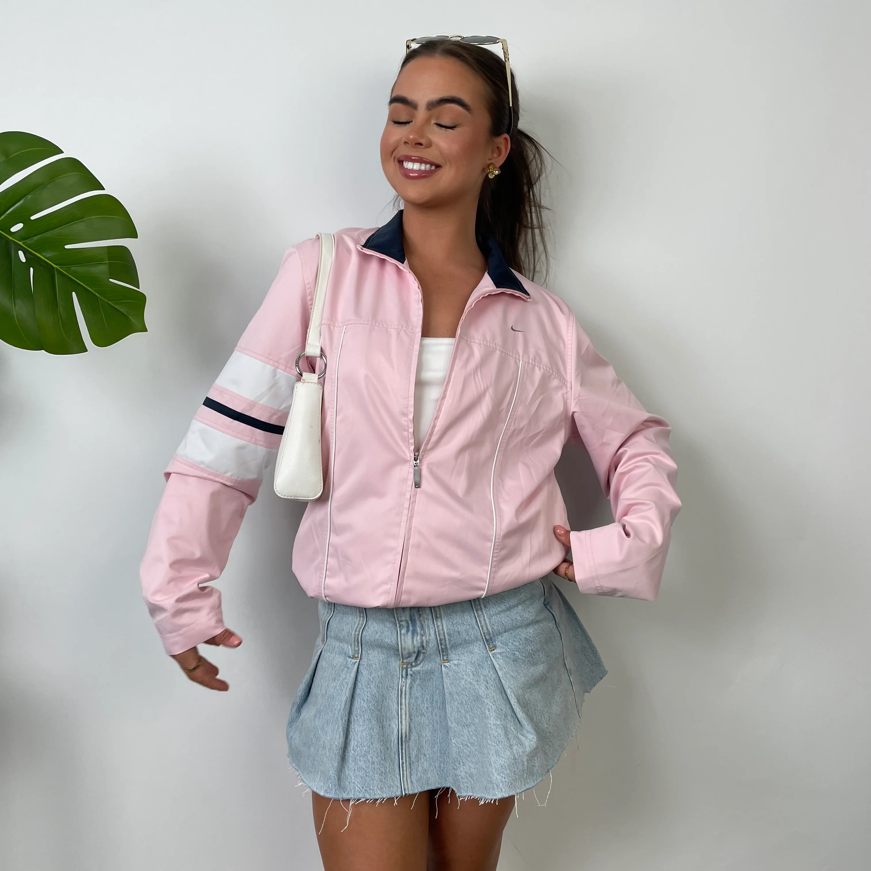 Nike Pink Embroidered Swoosh Windbreaker Jacket (M) - Image 2