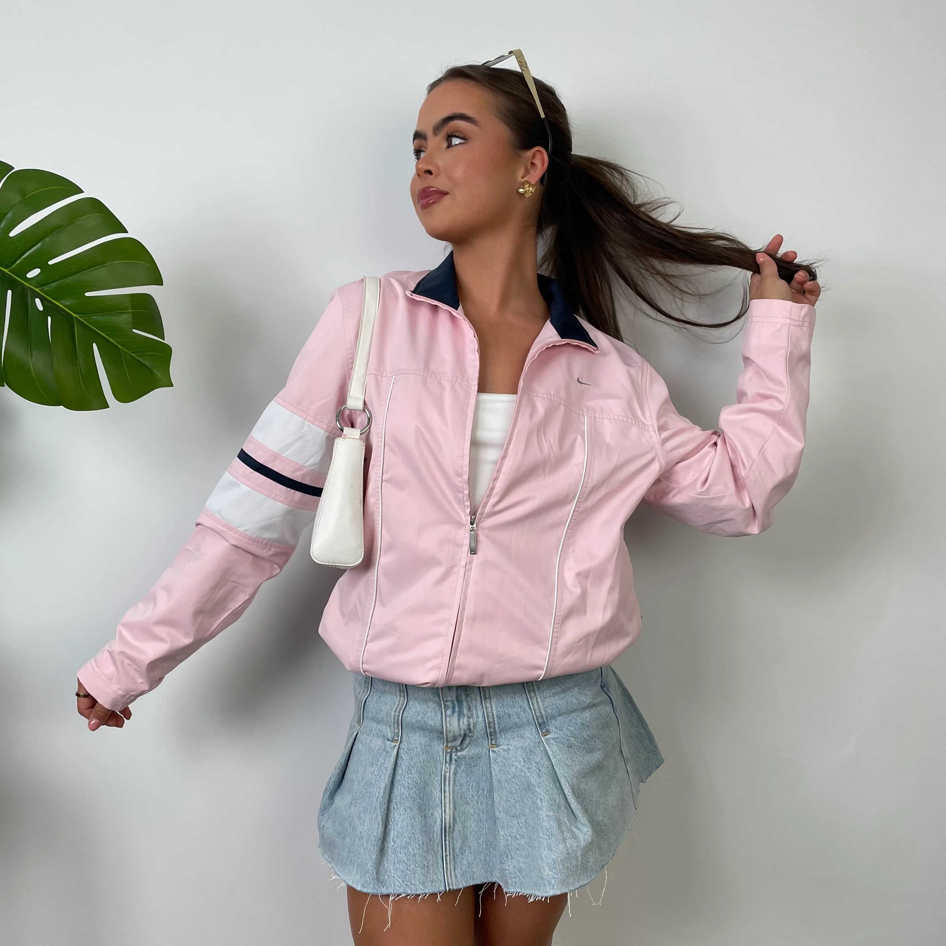 Nike Pink Embroidered Swoosh Windbreaker Jacket (M) - Image 3
