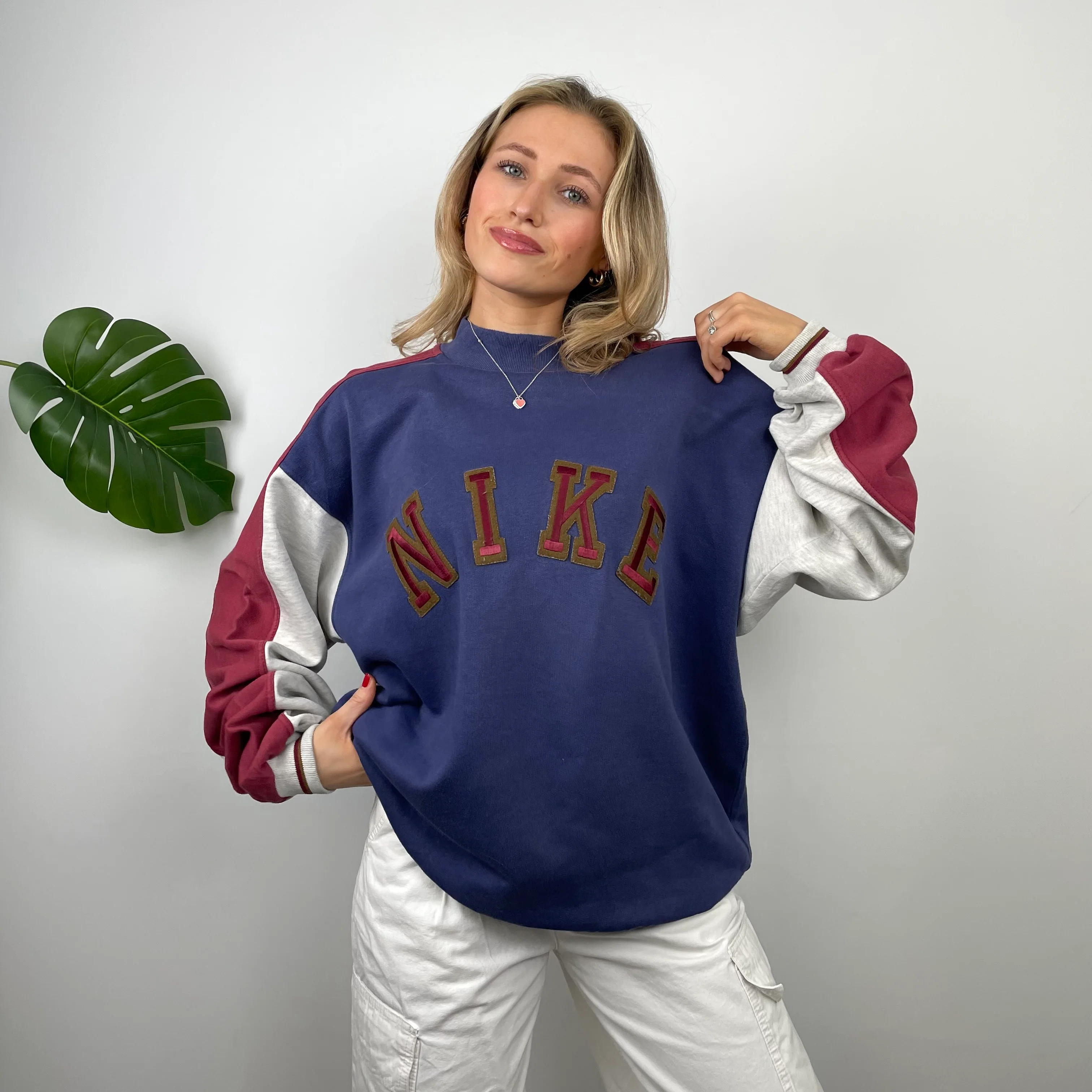 Nike Purple Embroidered Spell Out Sweatshirt (M) - Image 4