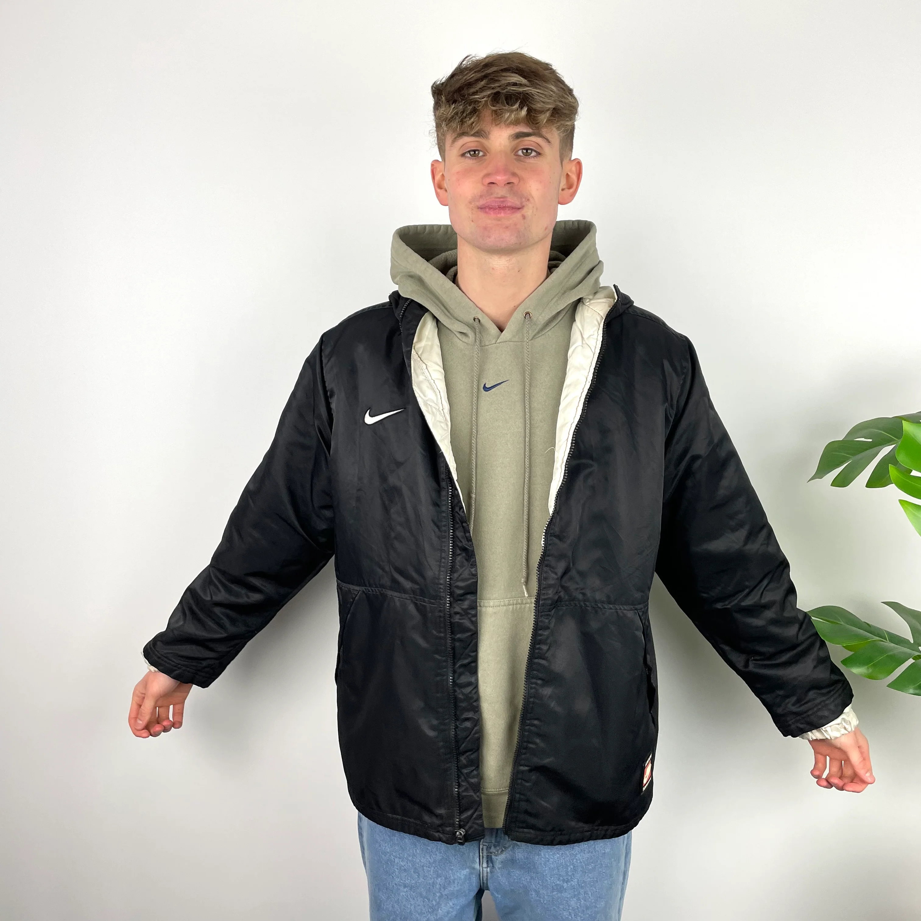 Nike RARE Black Embroidered Spell Out Padded Jacket (XL) - Image 4