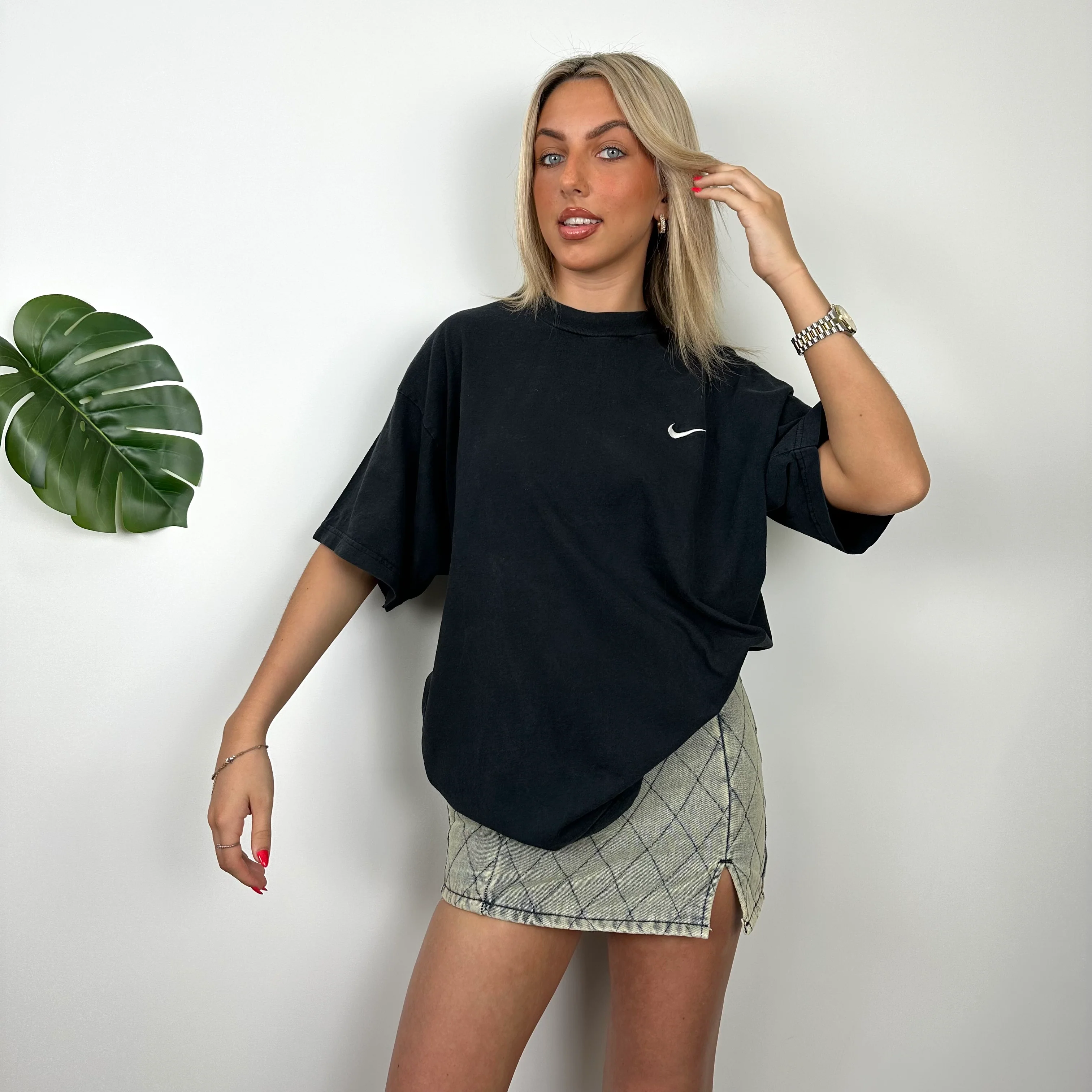 Nike RARE Black Embroidered Swoosh T Shirt (L) - Image 2