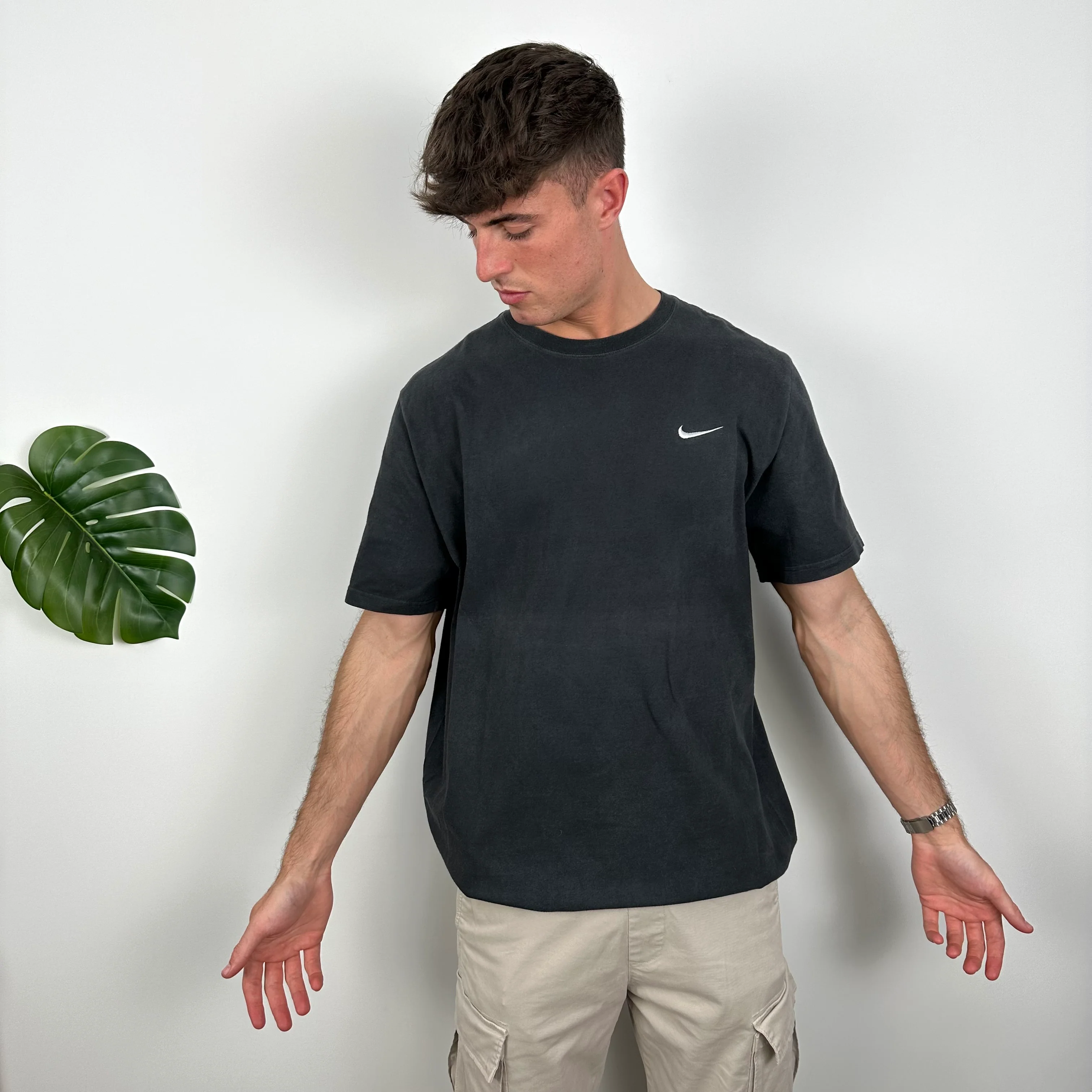 Nike RARE Black Embroidered Swoosh T Shirt (XL) - Image 4