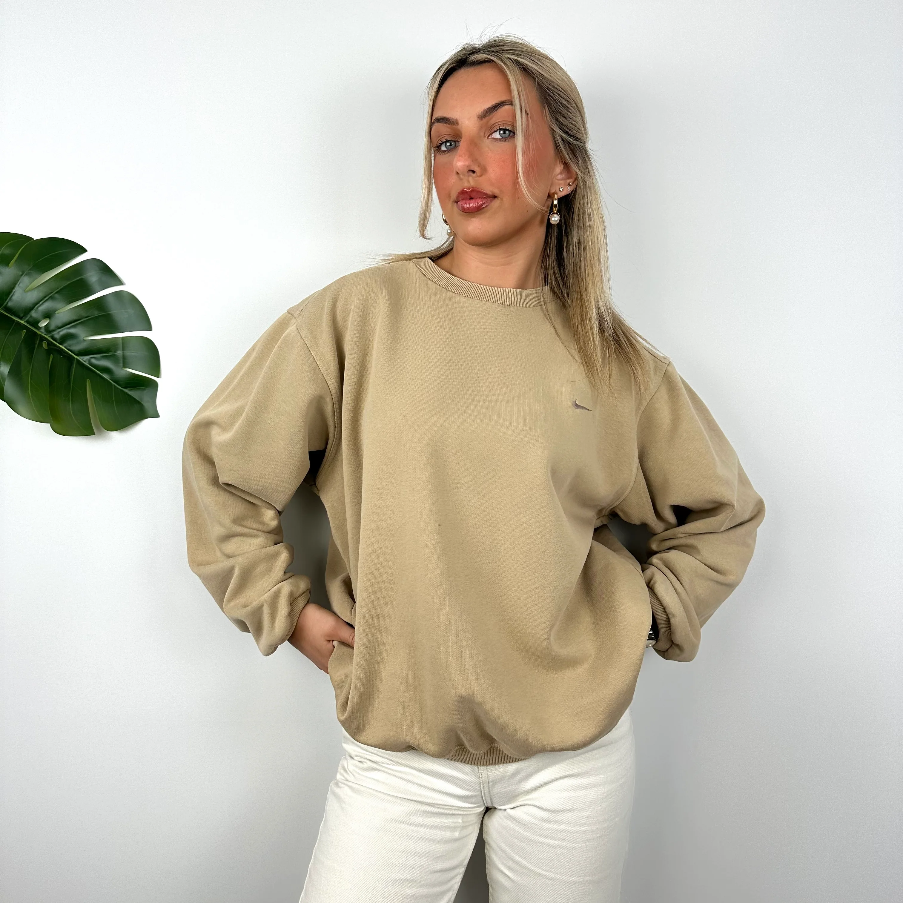 Nike RARE Coffee Embroidered Swoosh Sweatshirt (M)