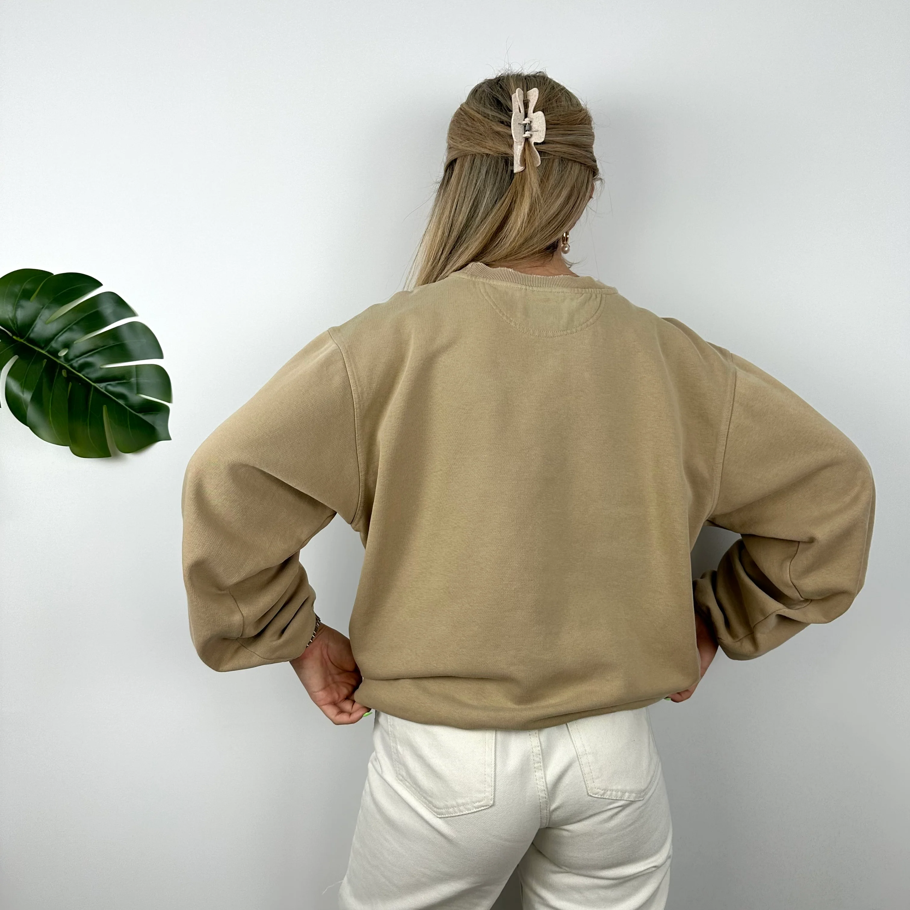 Nike RARE Coffee Embroidered Swoosh Sweatshirt (M) - Image 5
