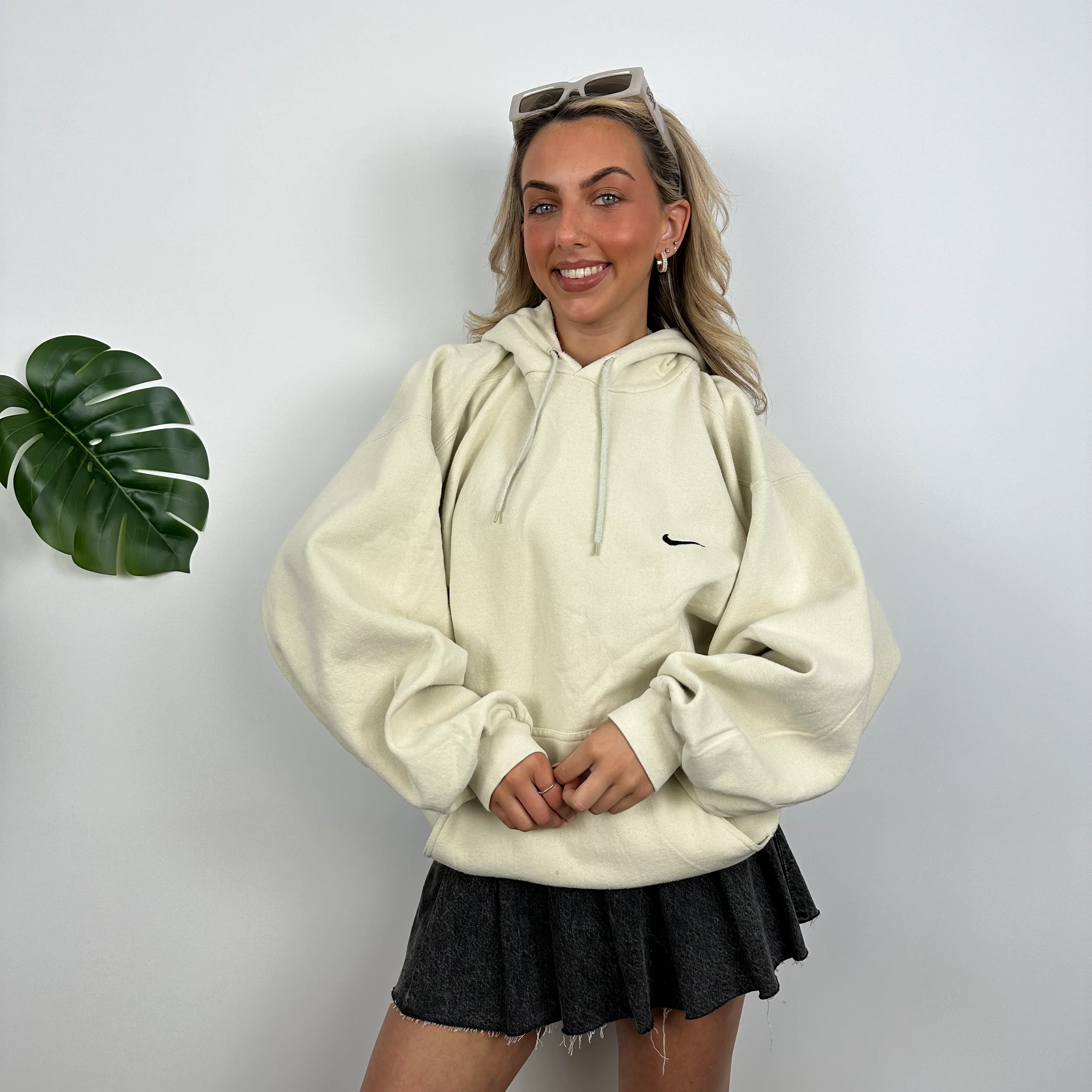 Nike RARE Cream Embroidered Swoosh Hoodie (XL) - Image 8