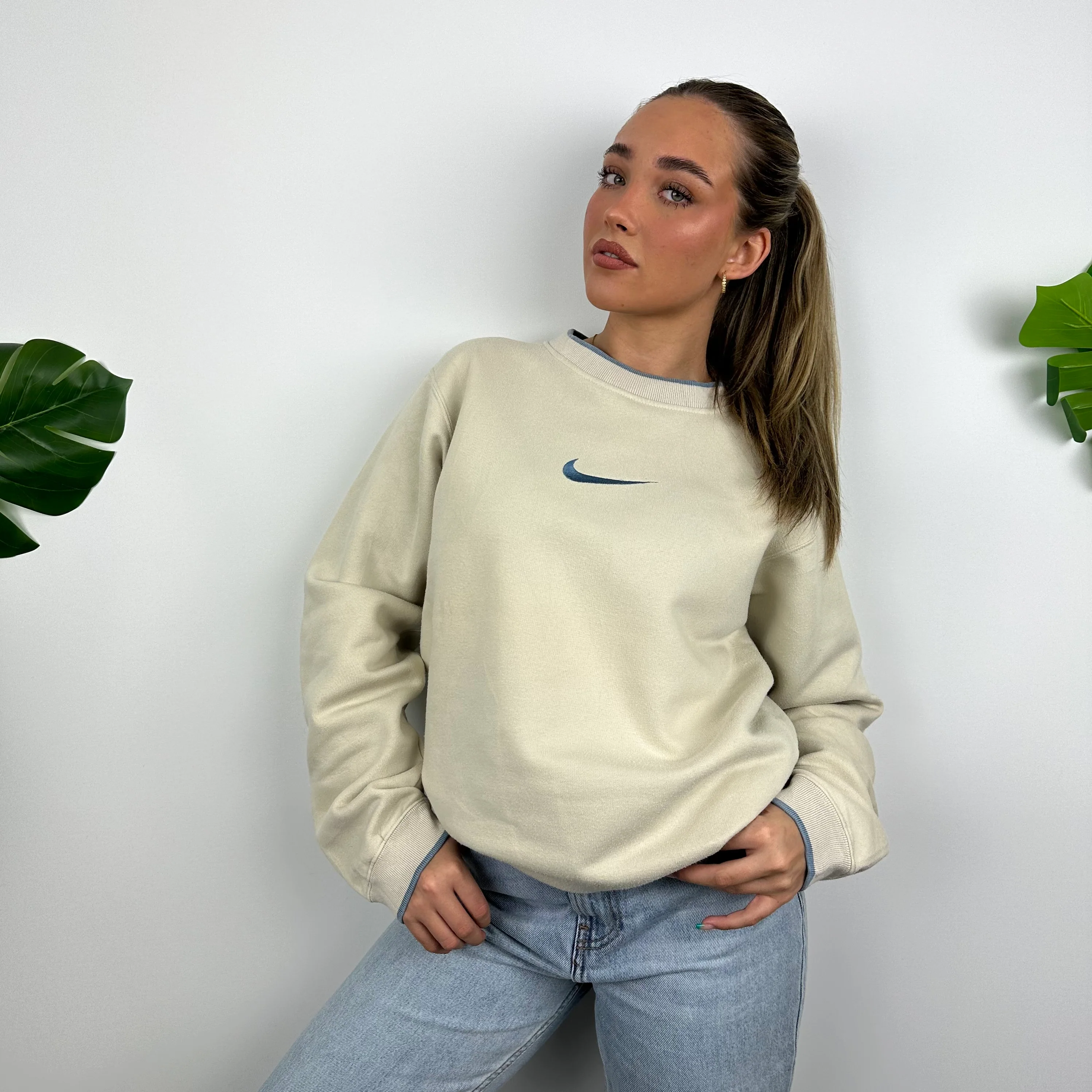 Nike RARE Cream Embroidered Swoosh Sweatshirt (M) - Image 3