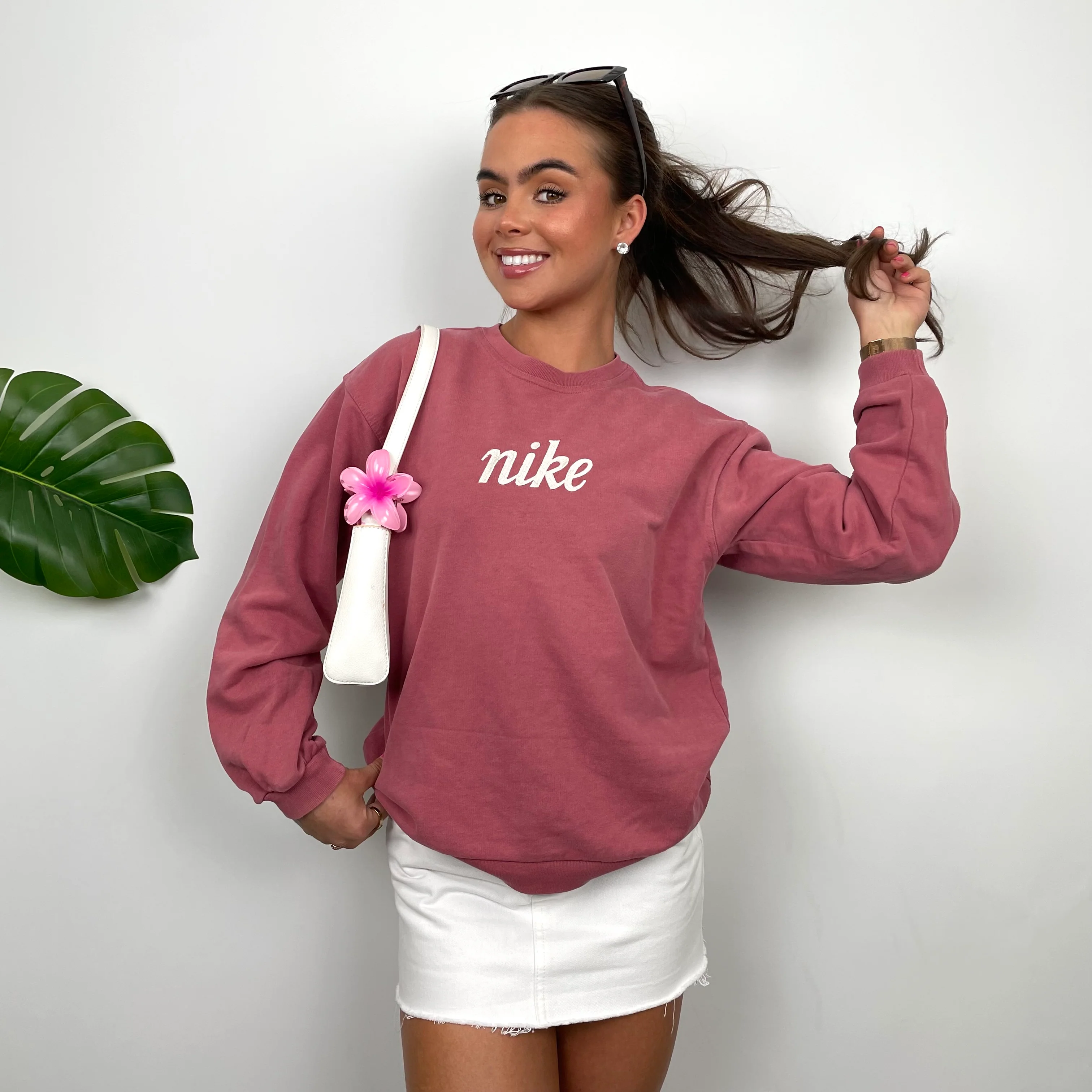 Nike RARE Dusty Pink Embroidered Spell Out Sweatshirt (XS) - Image 2