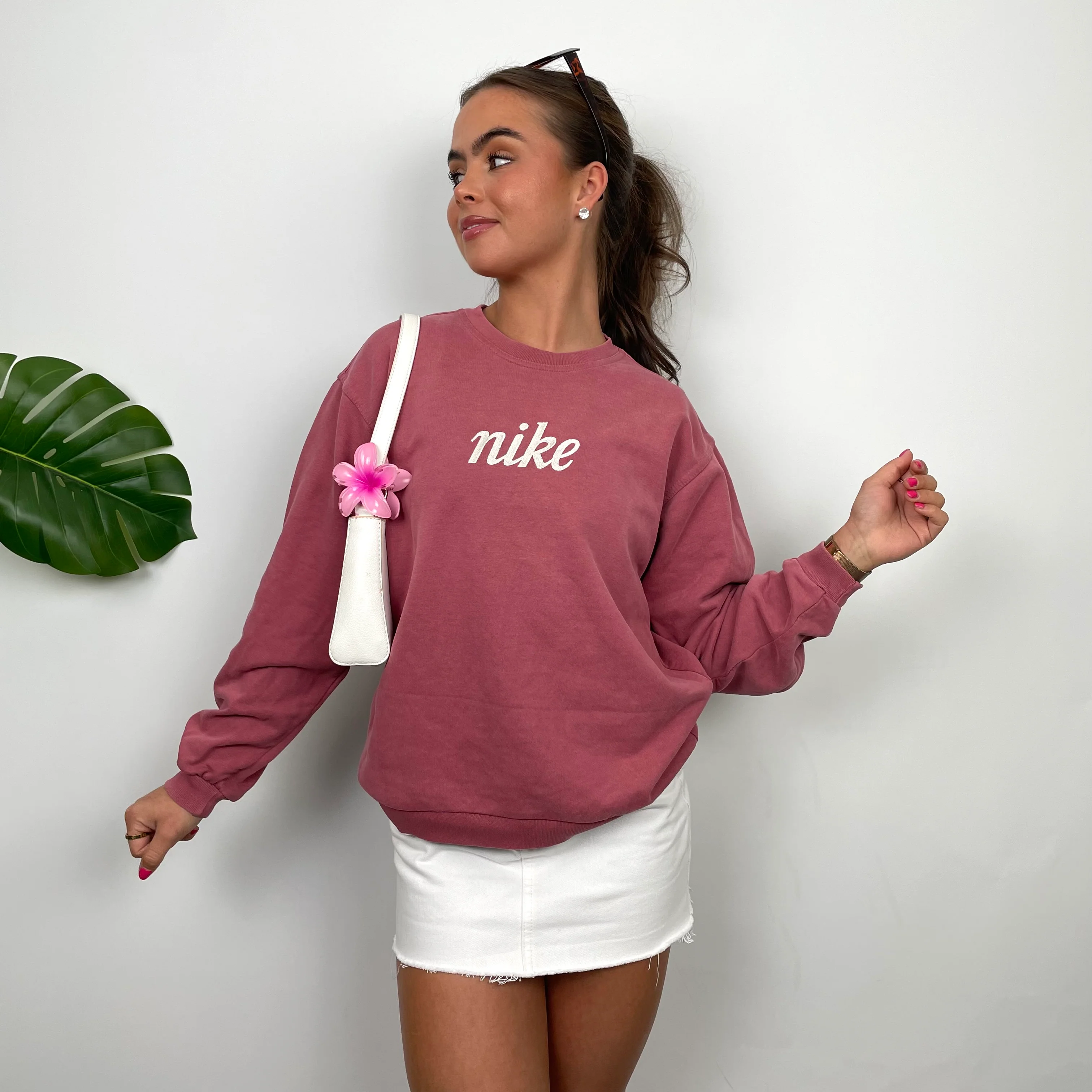 Nike RARE Dusty Pink Embroidered Spell Out Sweatshirt (XS) - Image 4