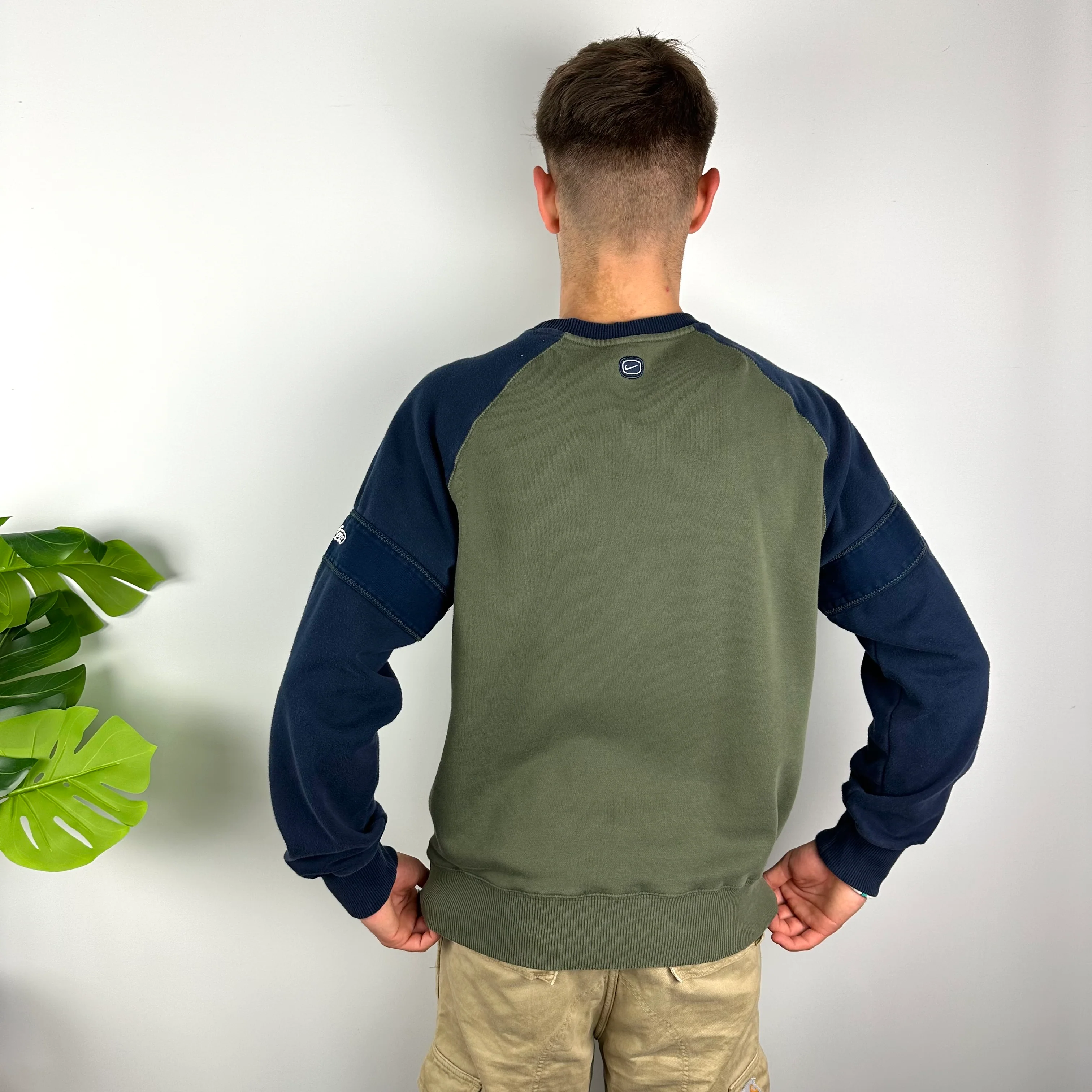 Nike RARE Green Embroidered Spell Out Sweatshirt (M) - Image 5