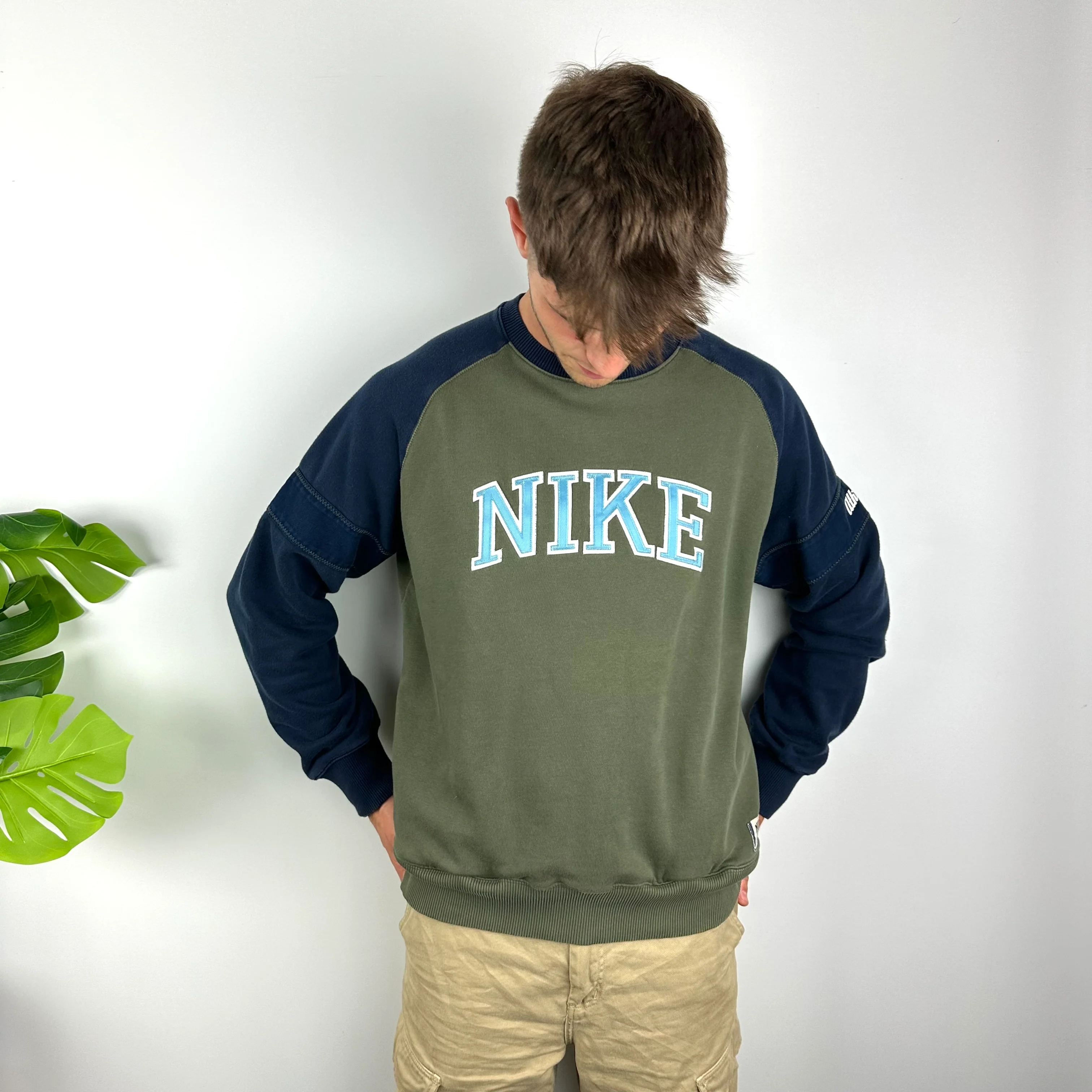 Nike RARE Green Embroidered Spell Out Sweatshirt (M) - Image 8