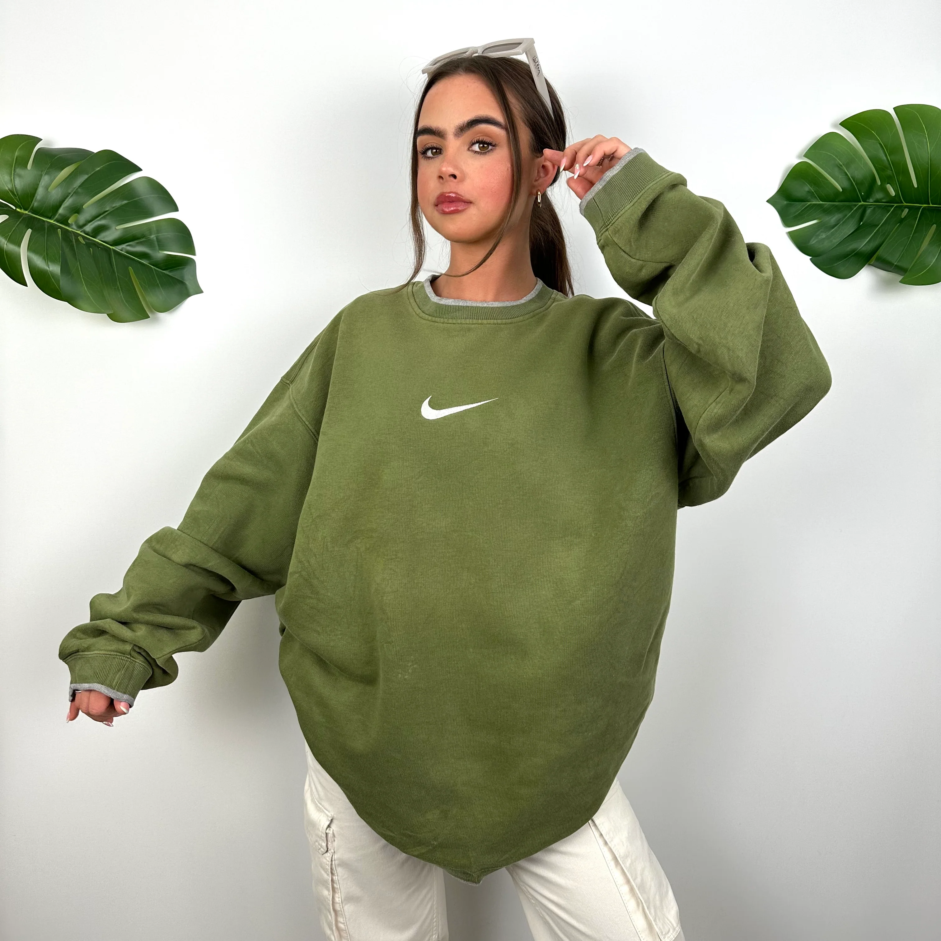 Nike RARE Green Embroidered Swoosh Sweatshirt (XXL) - Image 3