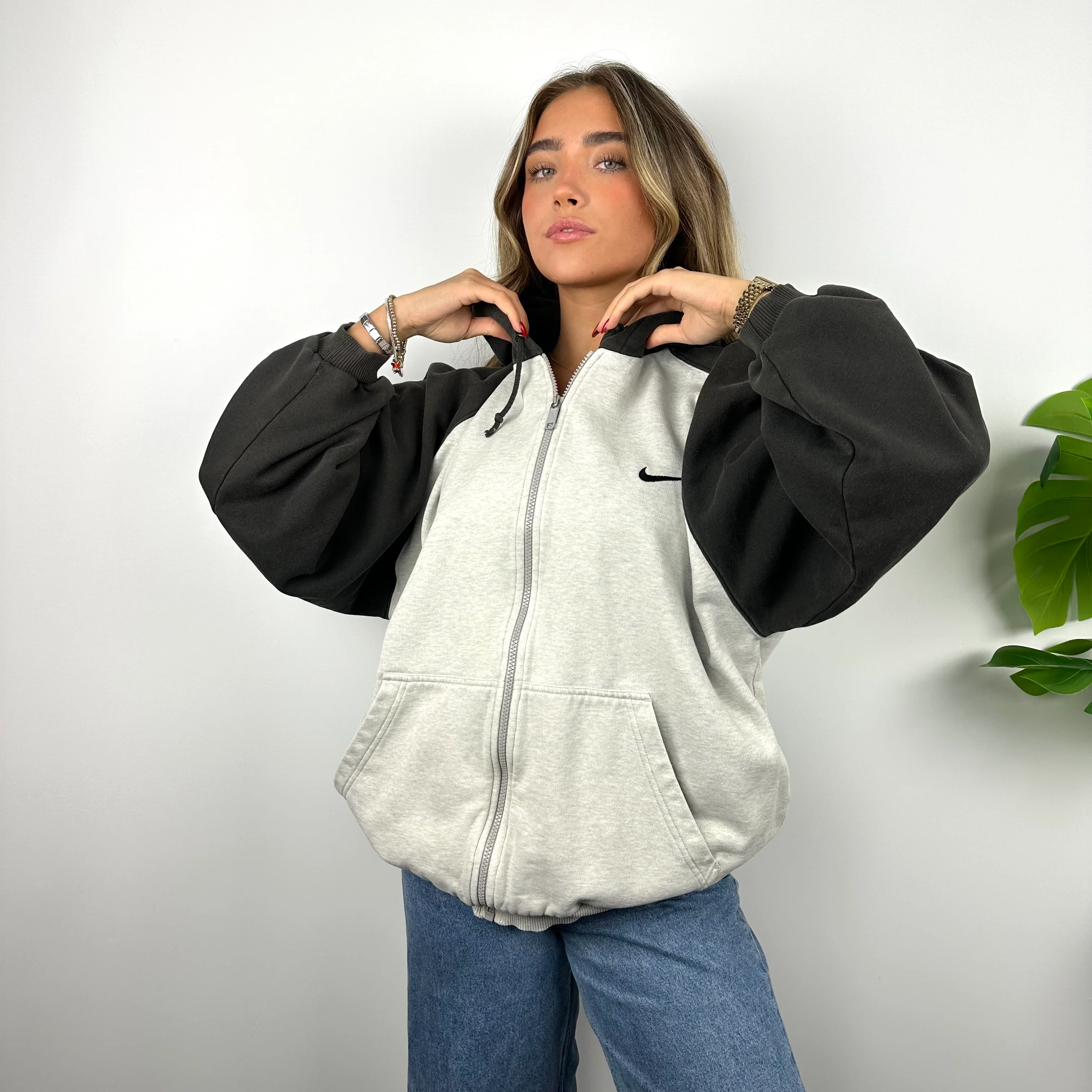 Nike RARE Grey Embroidered Spell Out Zip Up Hoodie Jacket (L) - Image 2