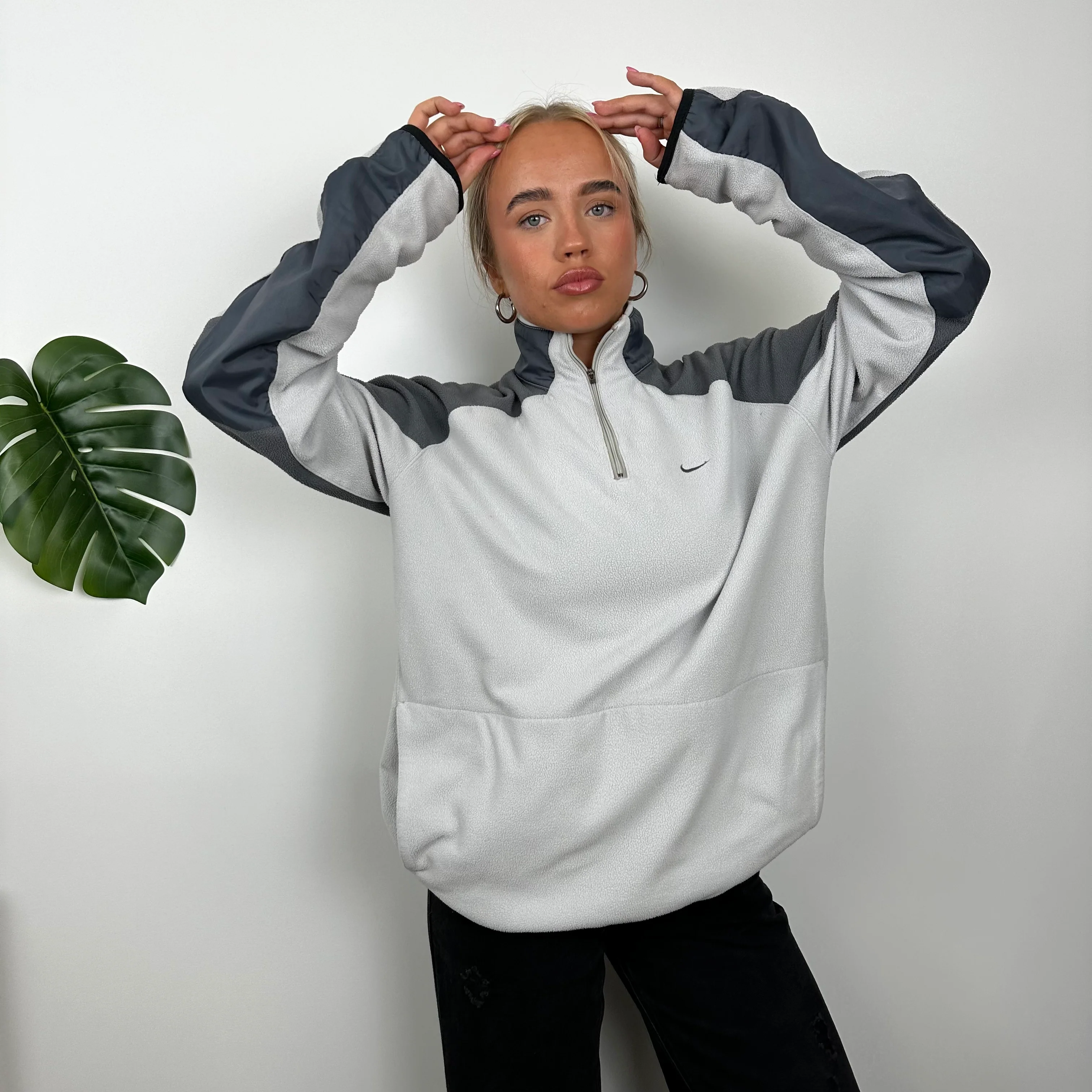 Nike RARE Grey Embroidered Swoosh Teddy Bear Fleece Quarter Zip Sweatshirt (L) - Image 4