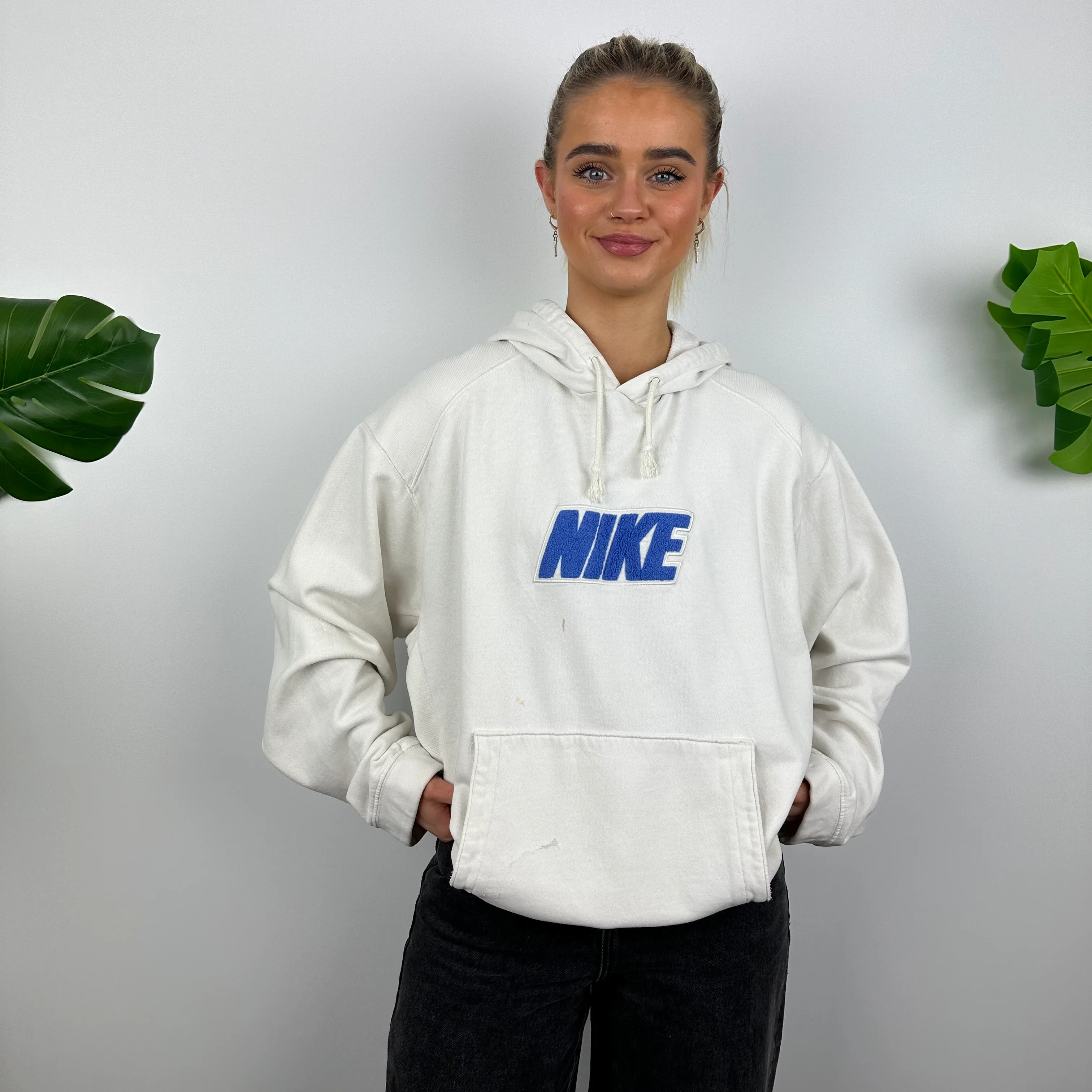 Nike RARE White Embroidered Spell Out Hoodie (L) - Image 2