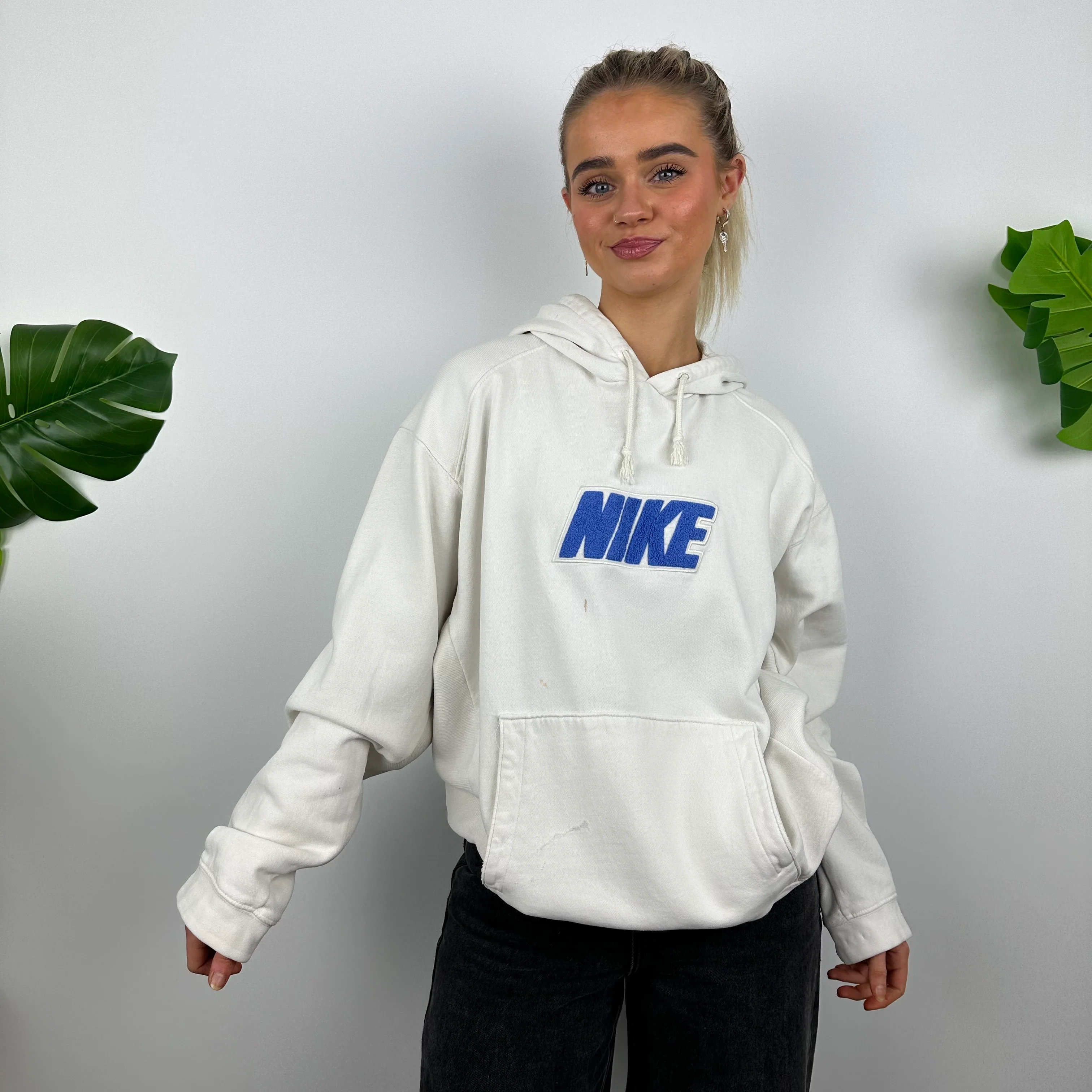 Nike RARE White Embroidered Spell Out Hoodie (L) - Image 3