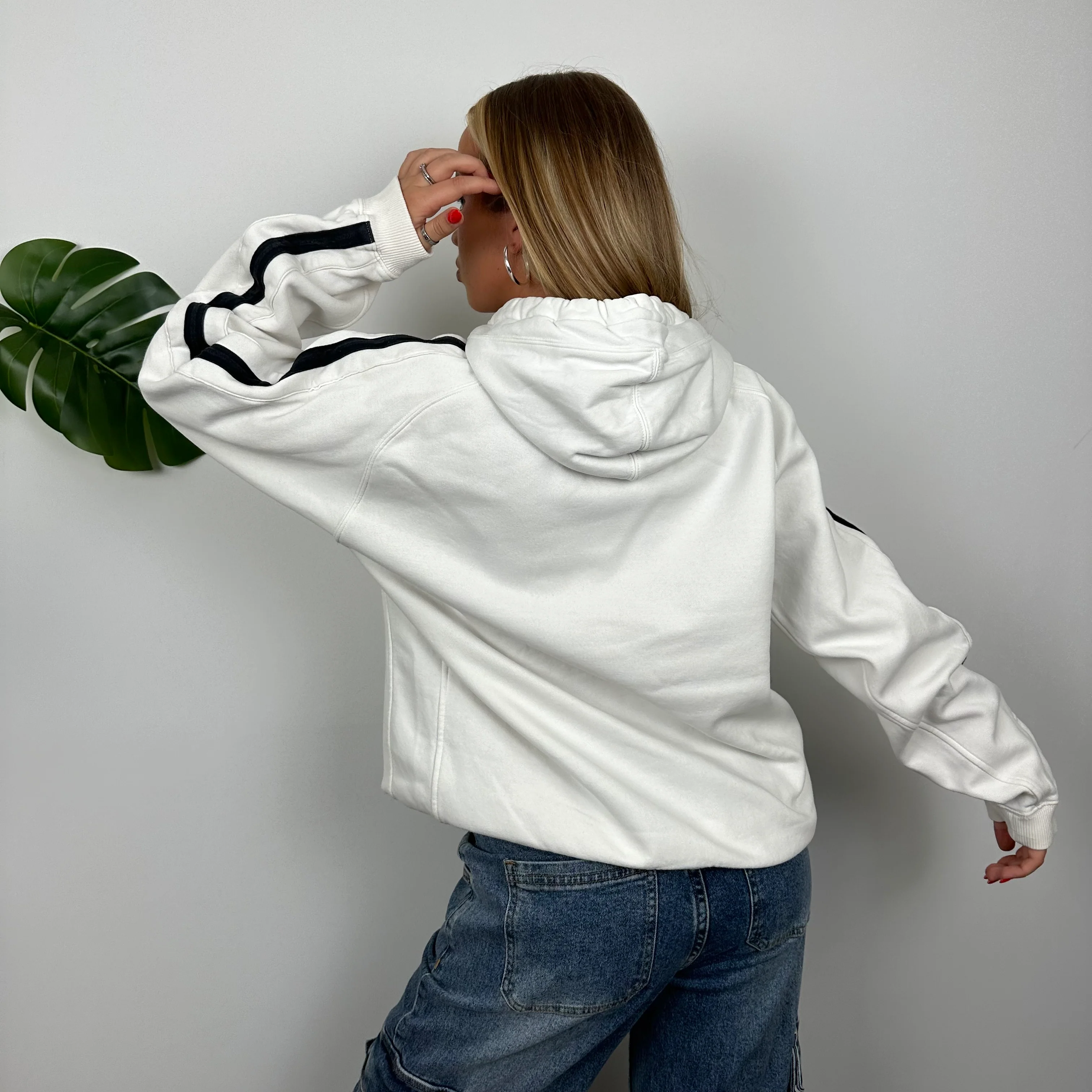 Nike RARE White Embroidered Spell out Hoodie (L) - Image 5