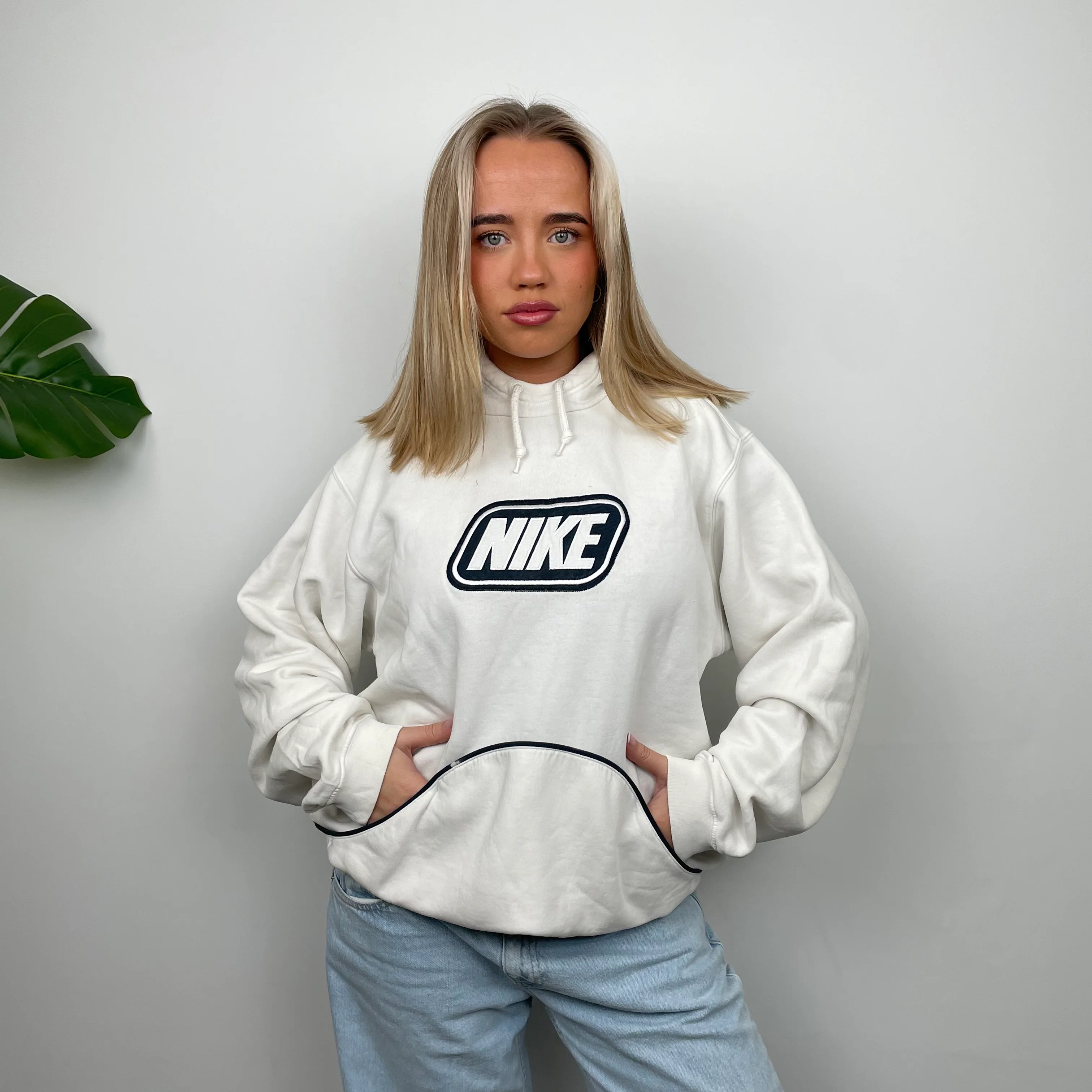 Nike RARE White Embroidered Spell Out Hoodie as worn by Molly Mae (M) - Image 4