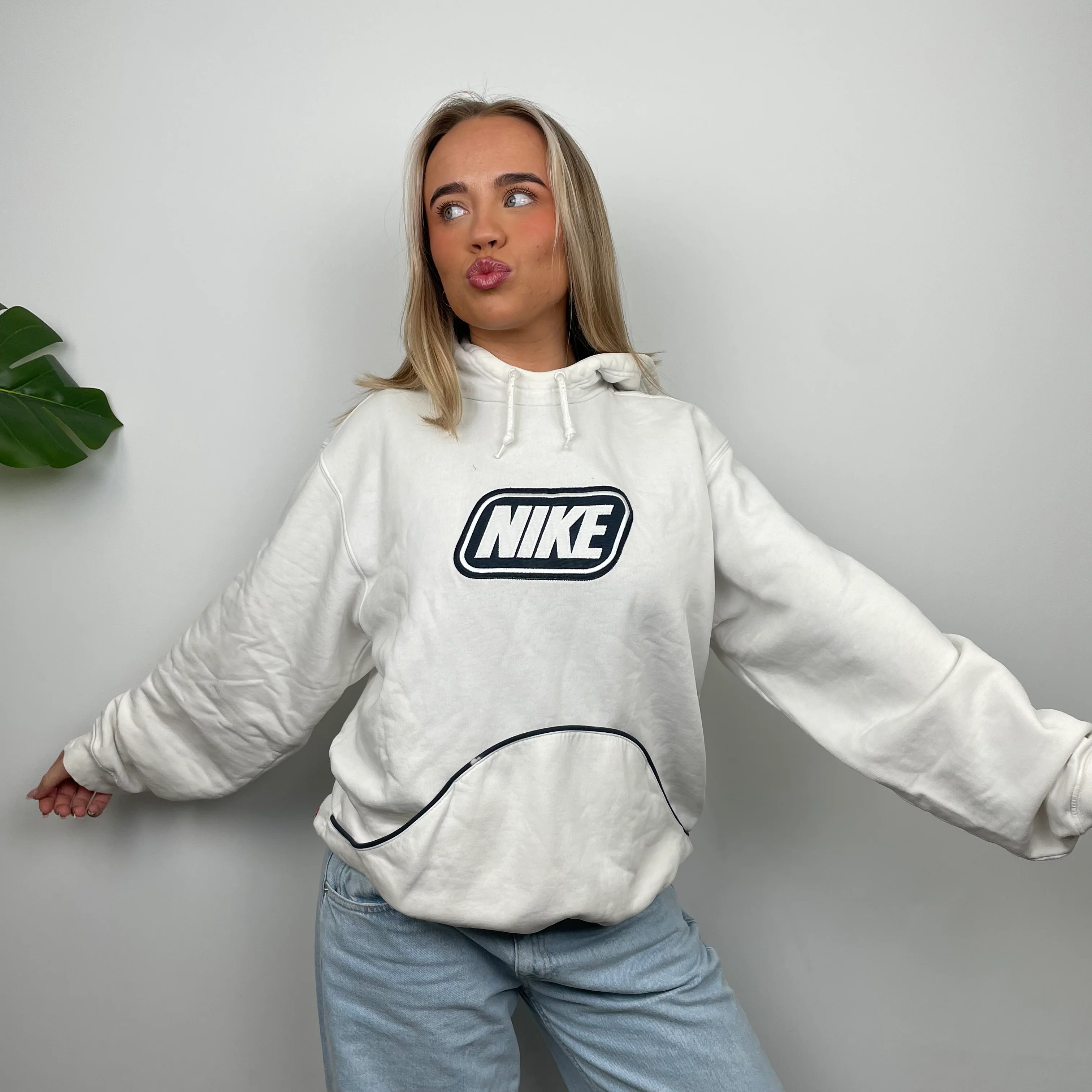 Nike RARE White Embroidered Spell Out Hoodie as worn by Molly Mae (M) - Image 7