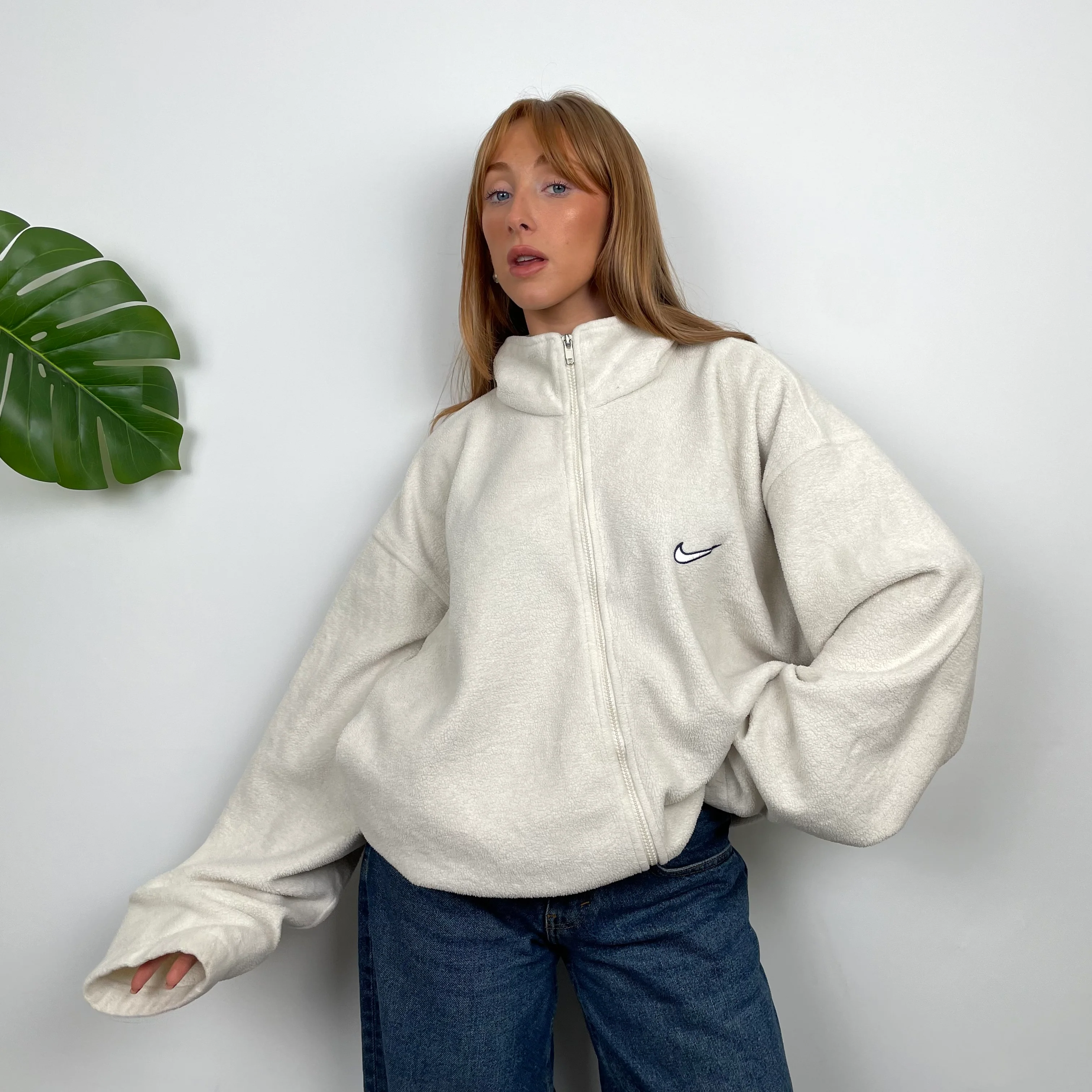 Nike RARE White Embroidered Spell Out Teddy Bear Fleece Quarter Zip Sweatshirt (L)