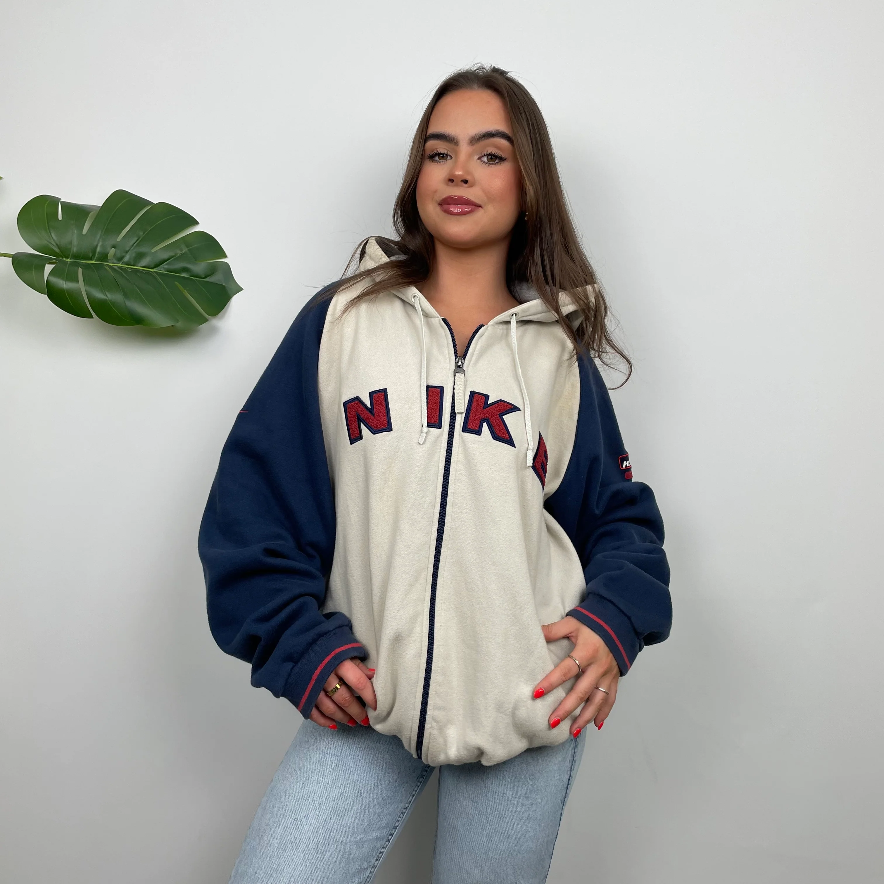 Nike RARE White Embroidered Spell Out Zip Up Hoodie Jacket (L) - Image 10