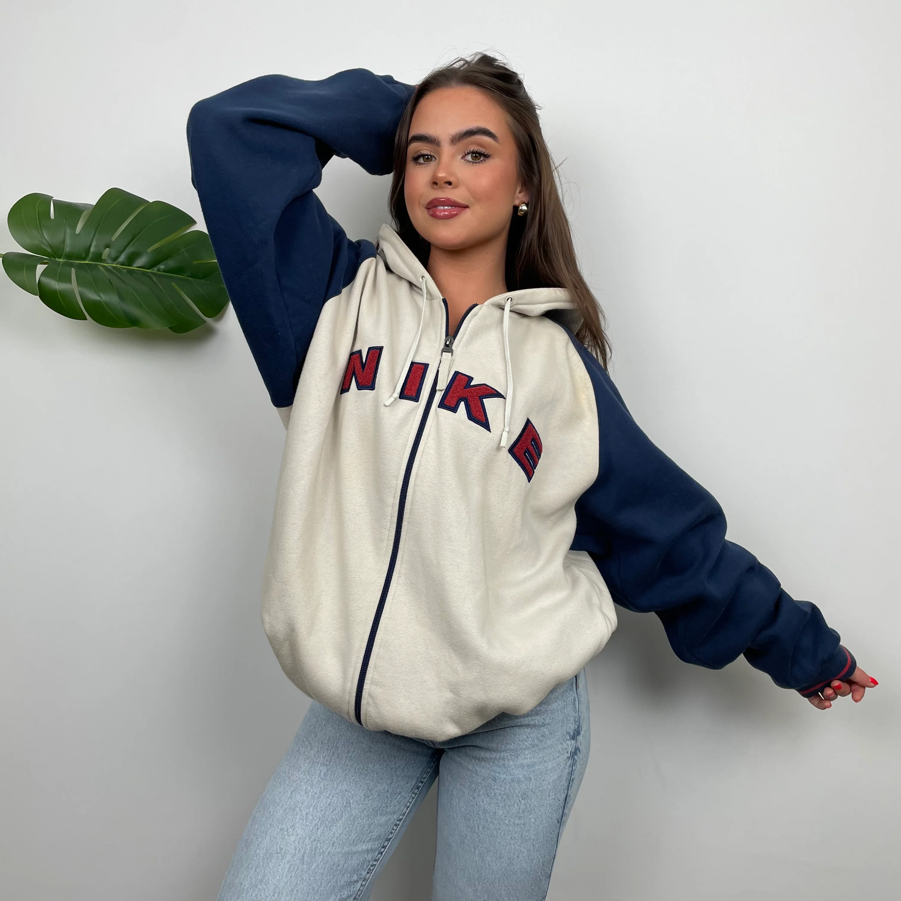 Nike RARE White Embroidered Spell Out Zip Up Hoodie Jacket (L) - Image 11