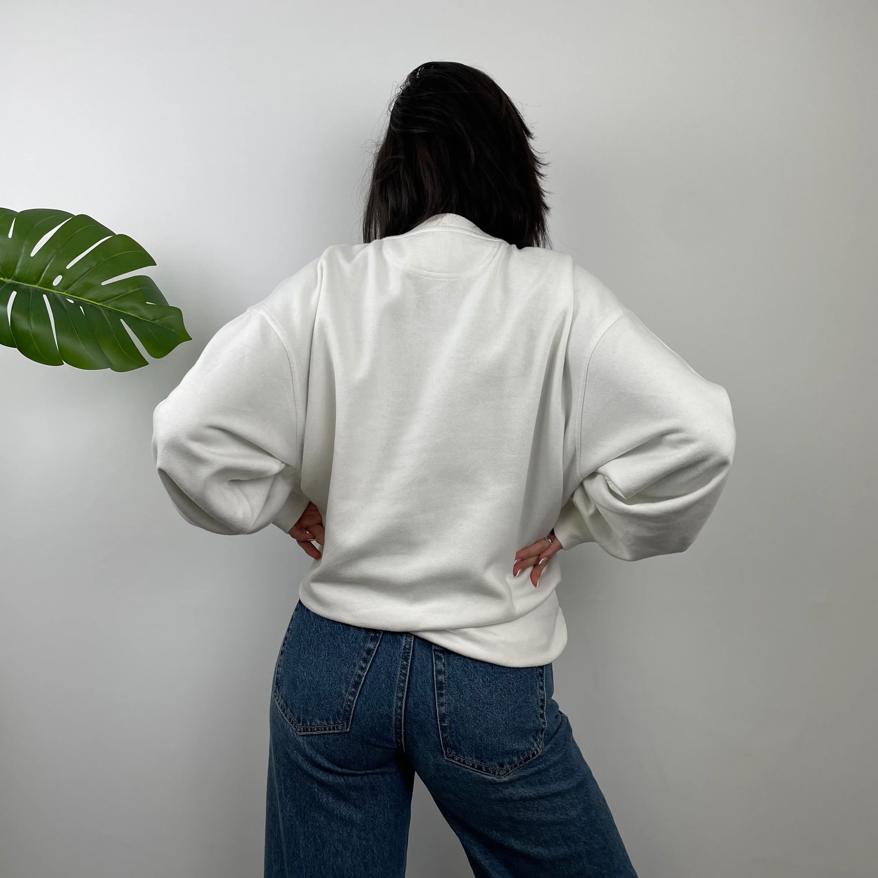 Nike RARE White Embroidered Swoosh Sweatshirt (L) - Image 10