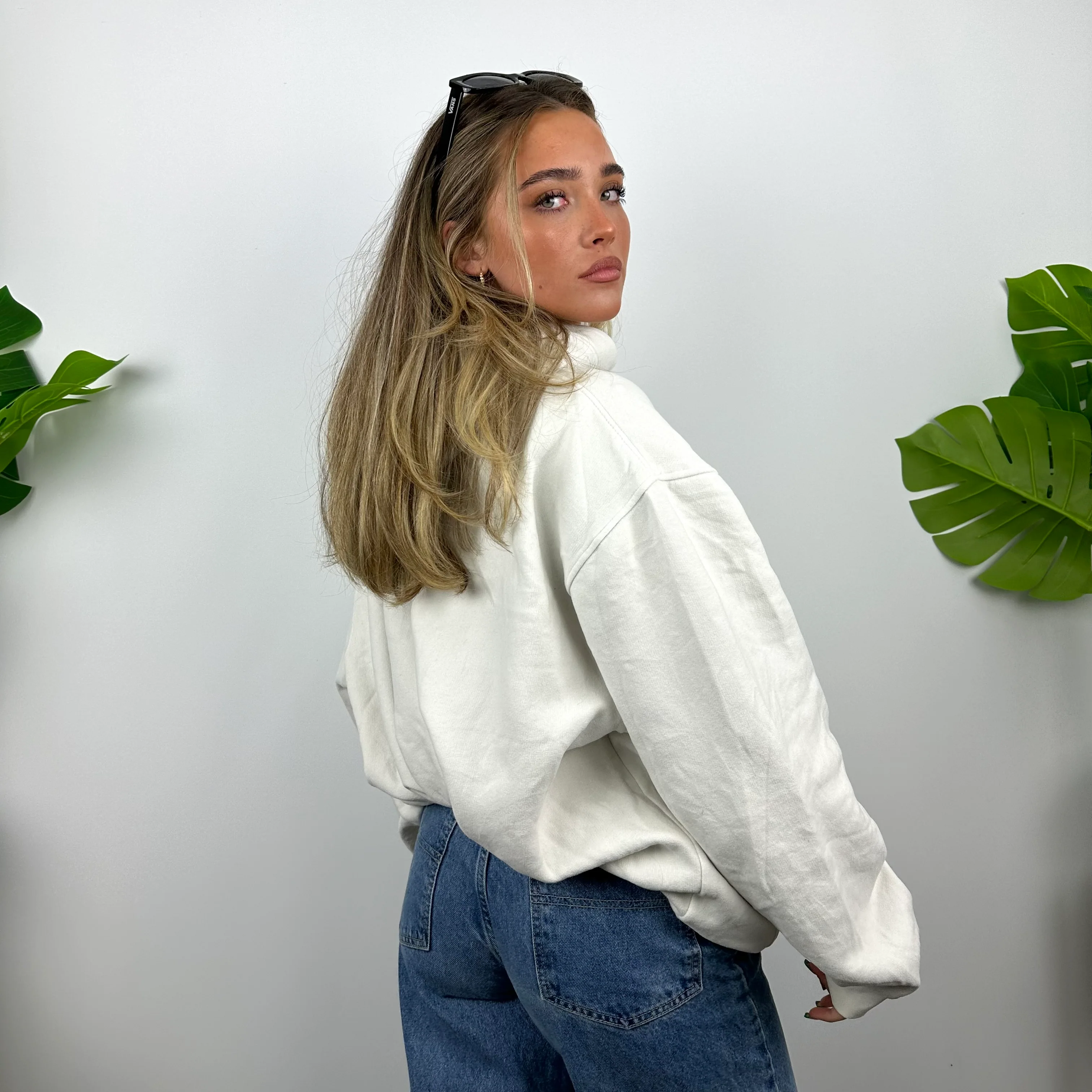 Nike RARE White Embroidered Swoosh Hoodie (L) - Image 4