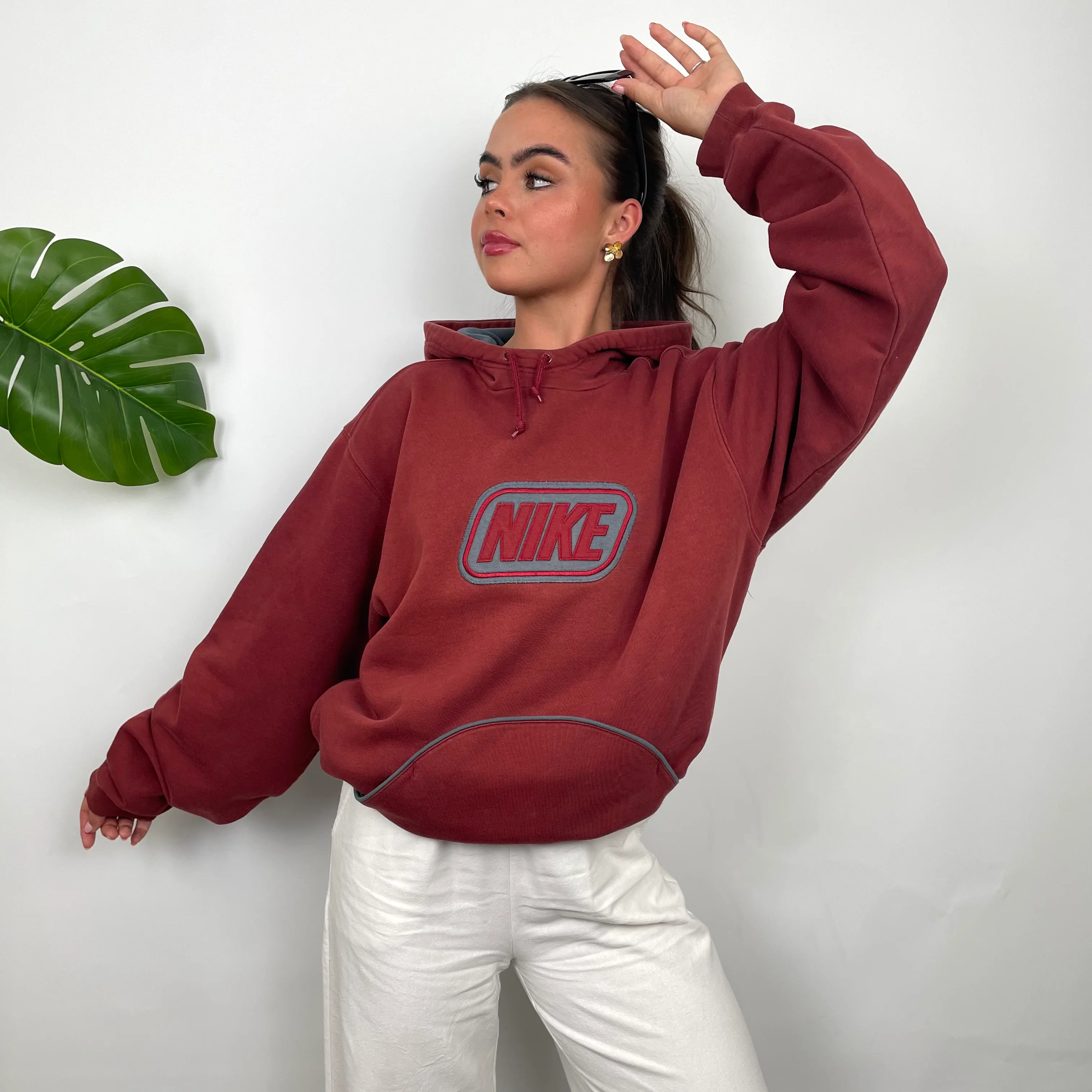 Nike Red Embroidered Spell Out Hoodie (M) - Image 4