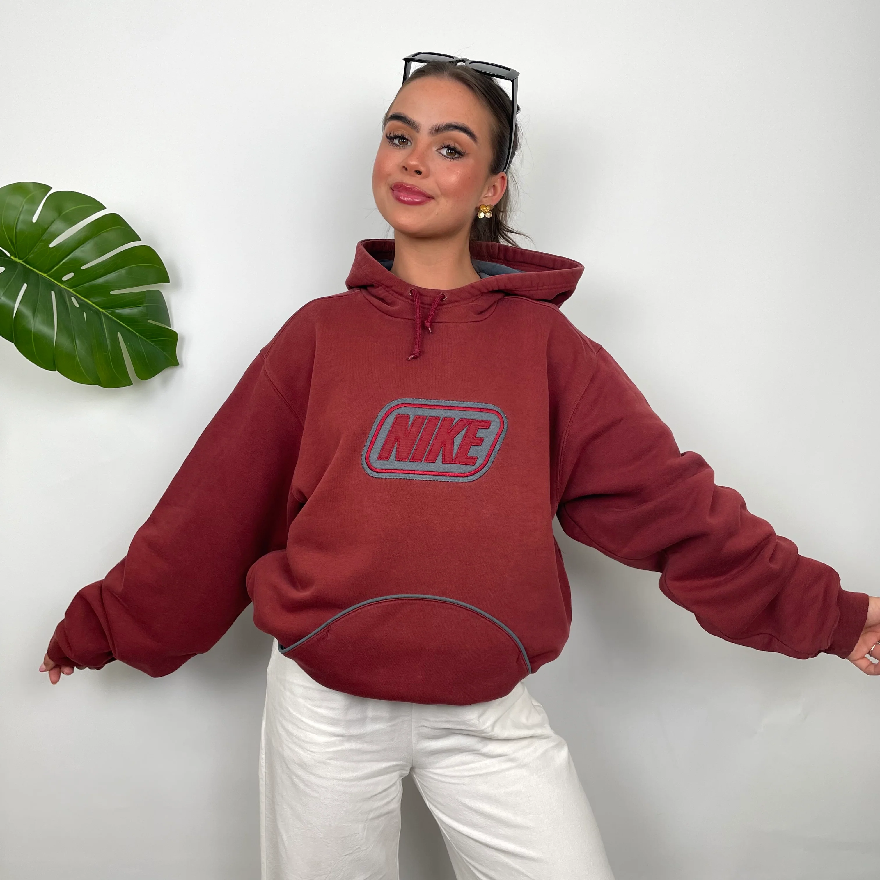 Nike Red Embroidered Spell Out Hoodie (M) - Image 5