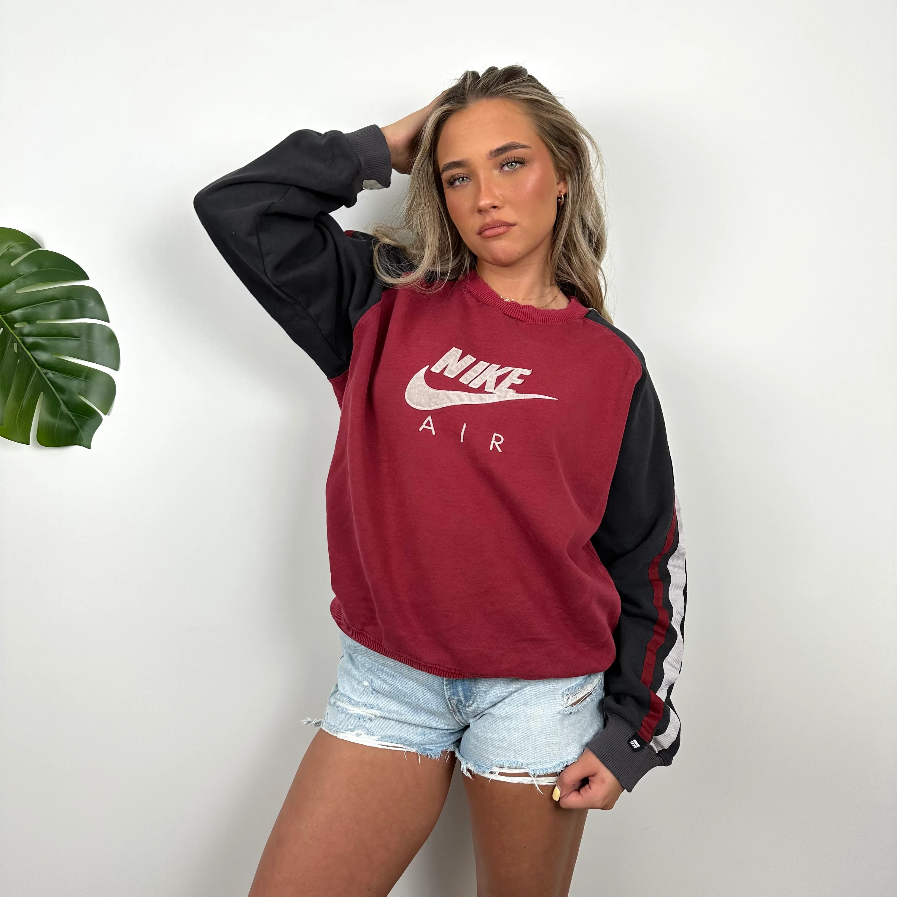 Nike Red Embroidered Spell Out Sweatshirt (M) - Image 2