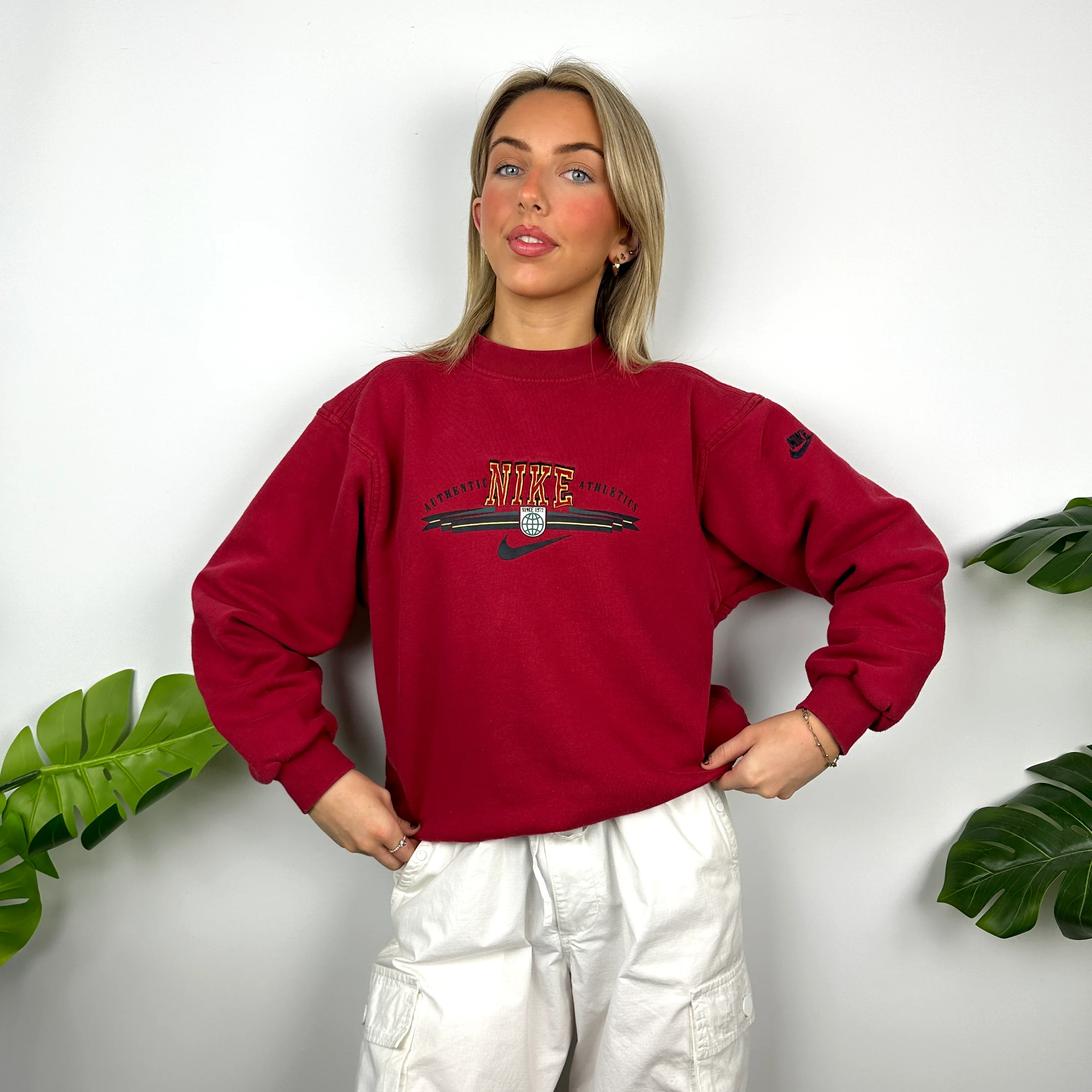 Nike Red Embroidered Spell Out Sweatshirt (S) - Image 3