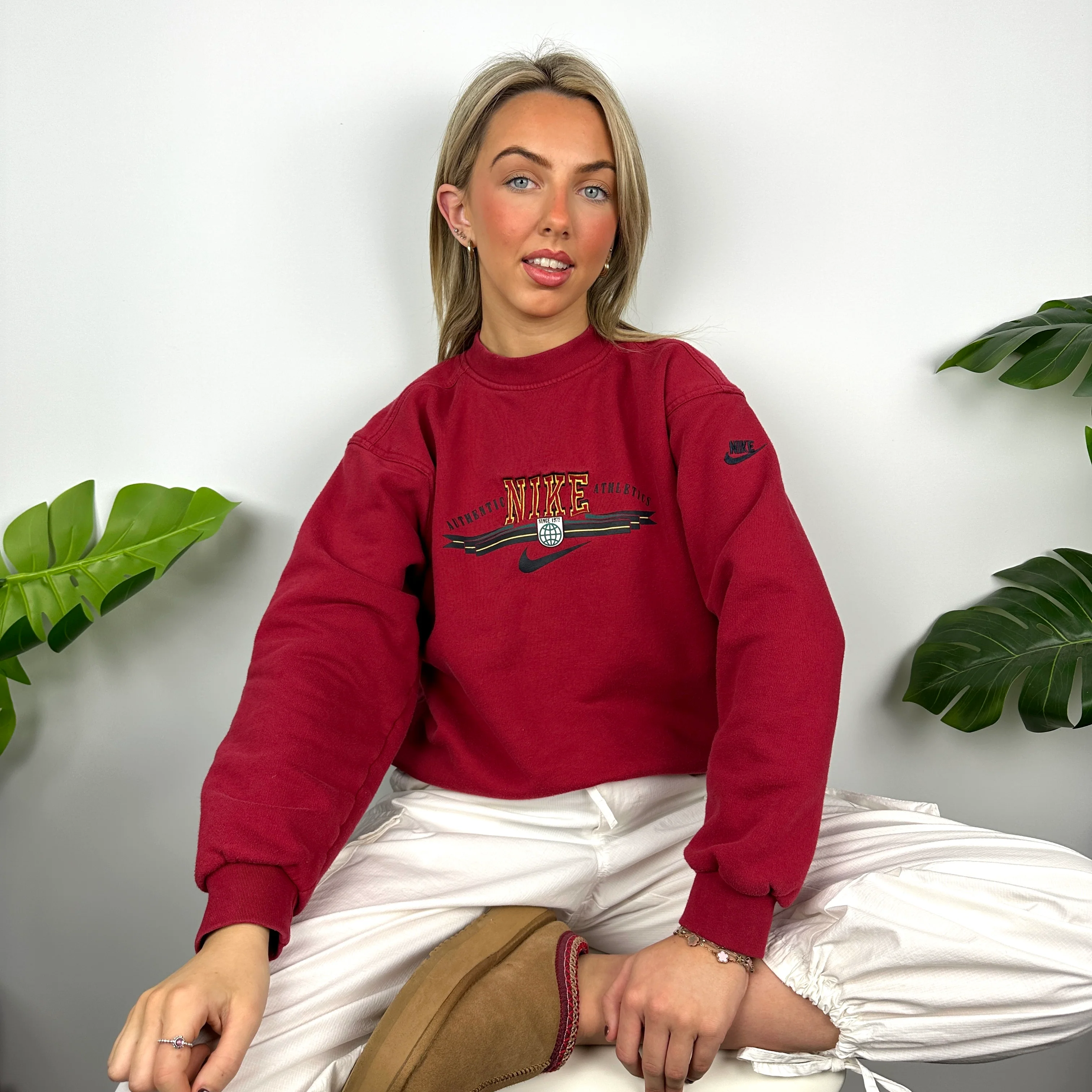 Nike Red Embroidered Spell Out Sweatshirt (S) - Image 4