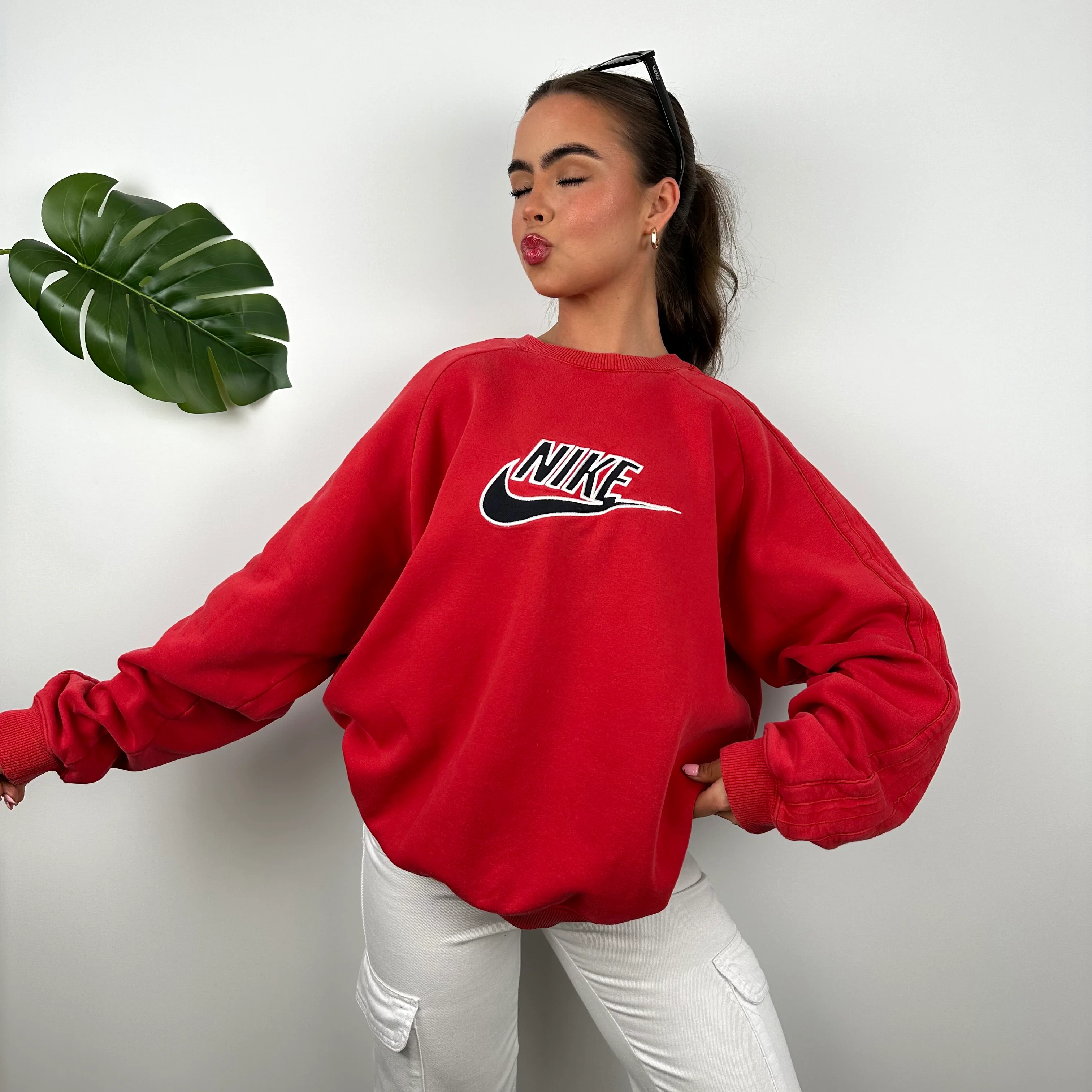 Nike Red Embroidered Spell Out Sweatshirt (M) - Image 3