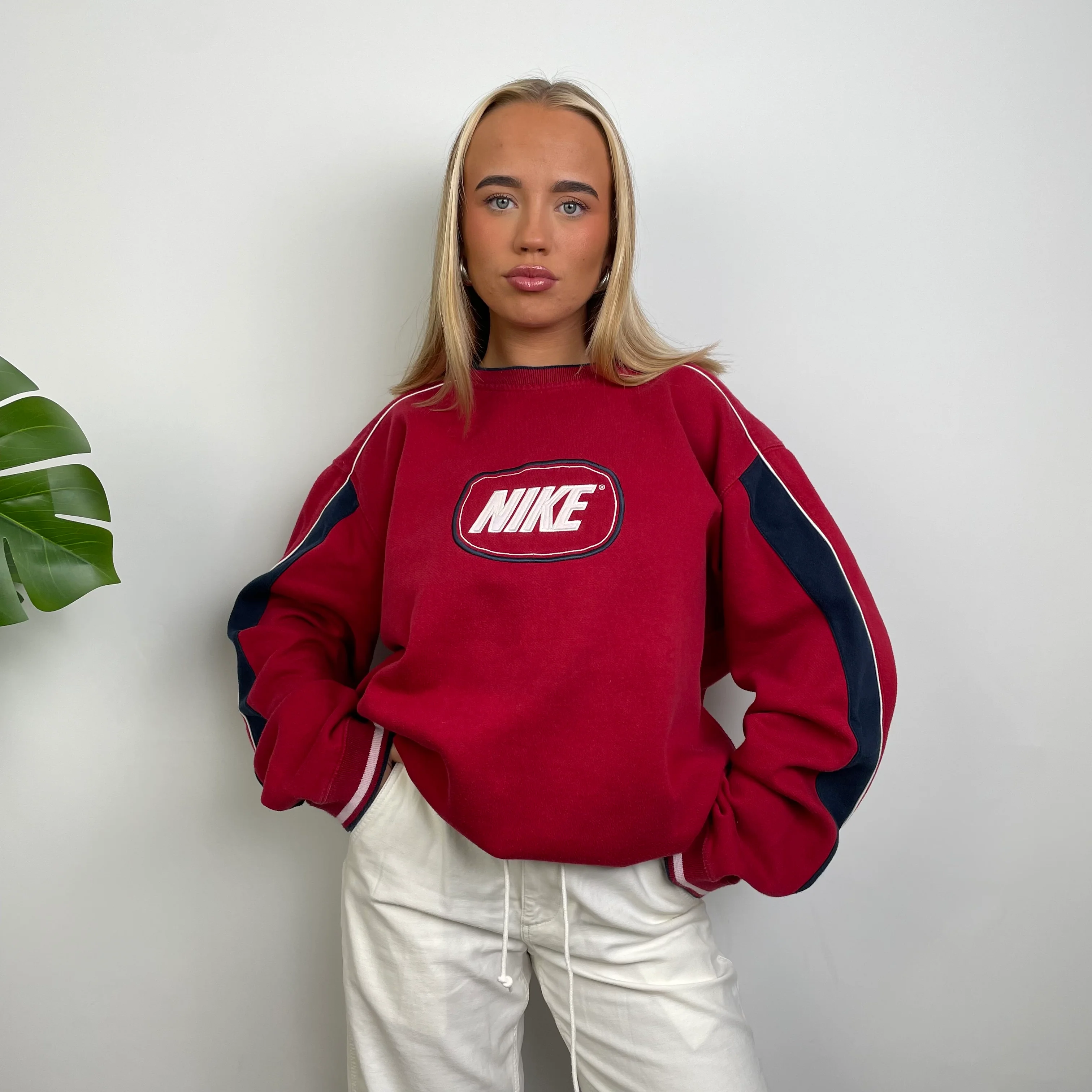 Nike Red Embroidered Spell Out Sweatshirt (L) - Image 4