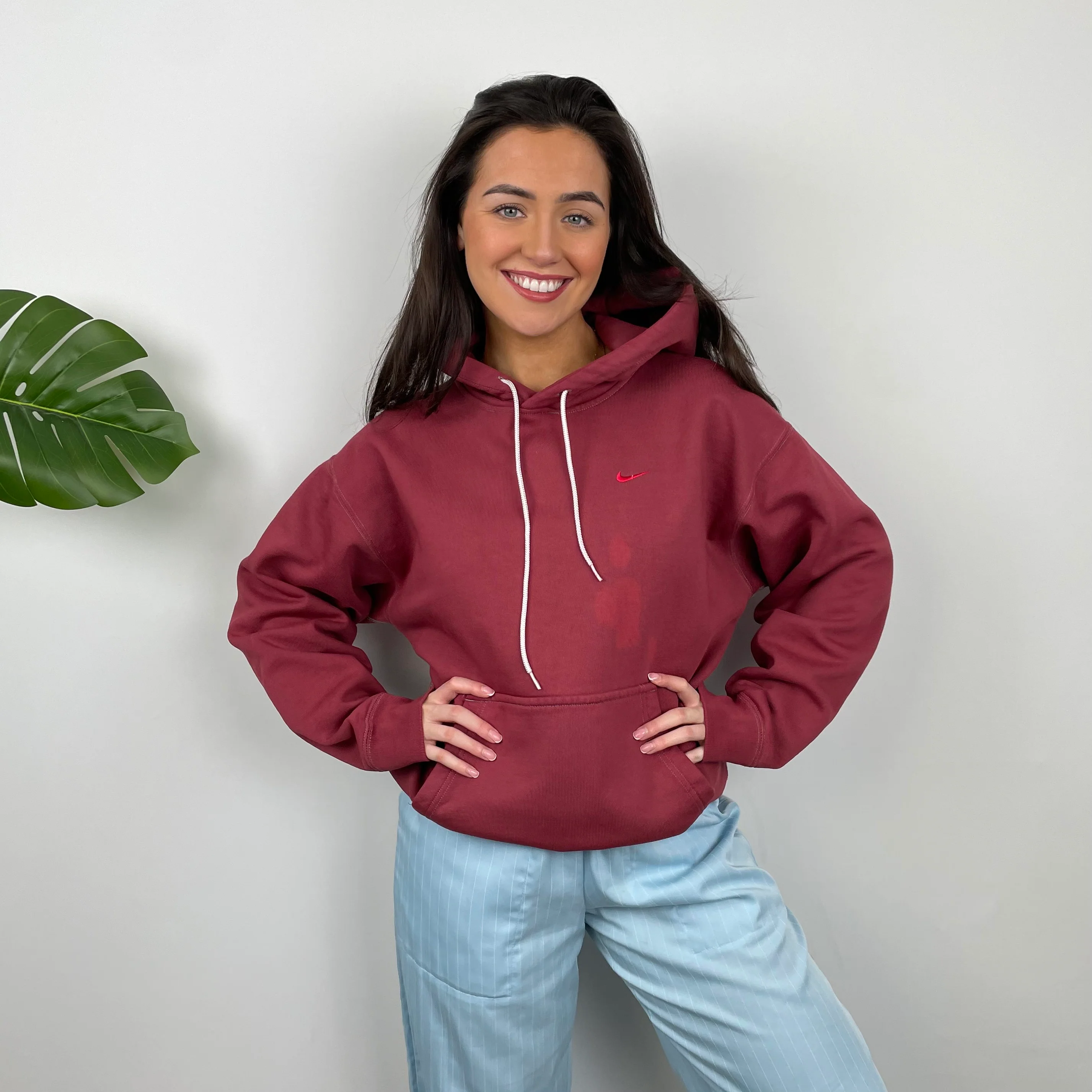 Nike Red Embroidered Swoosh Hoodie (M) - Image 6