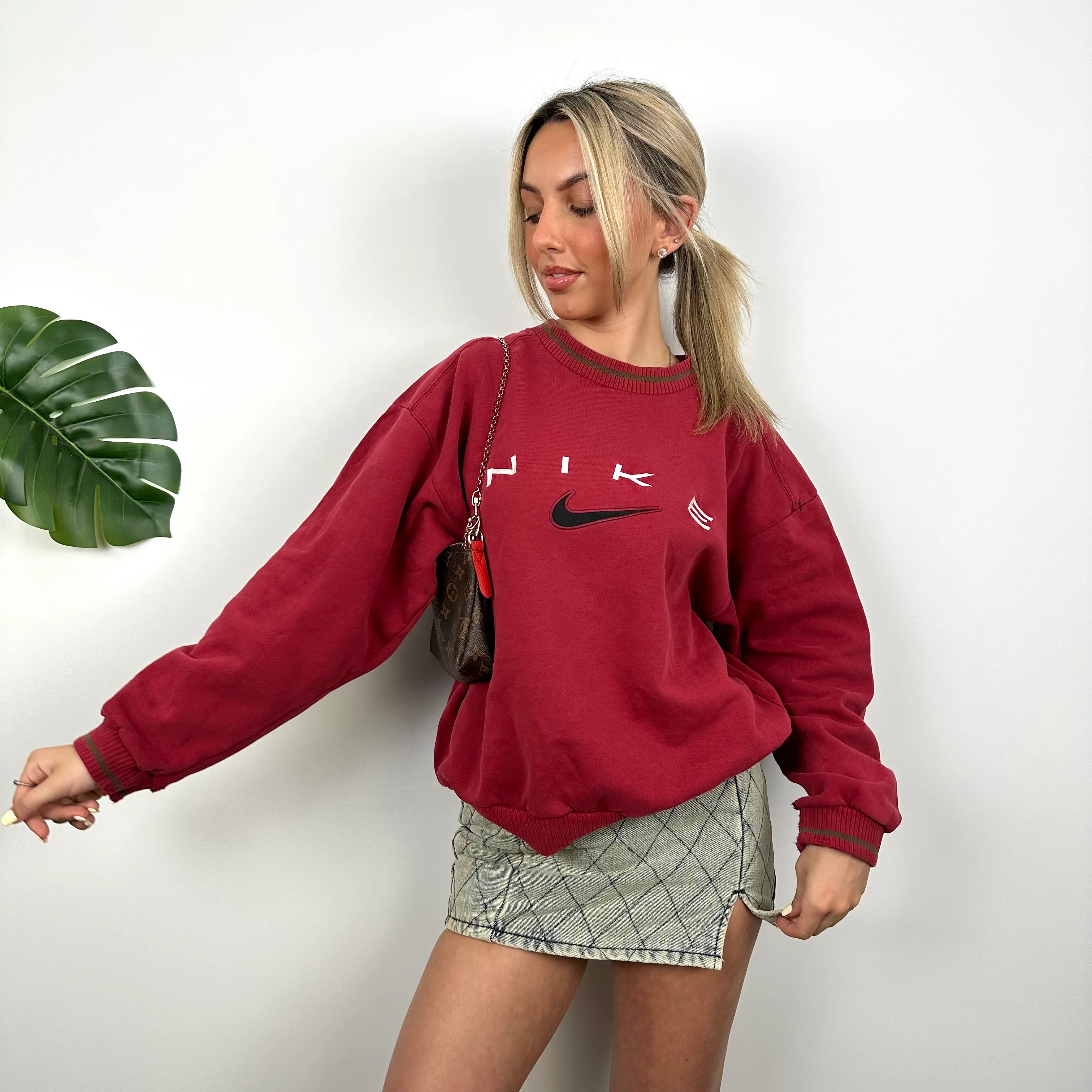 Nike Red Embroidered Spell Out Sweatshirt (M) - Image 6
