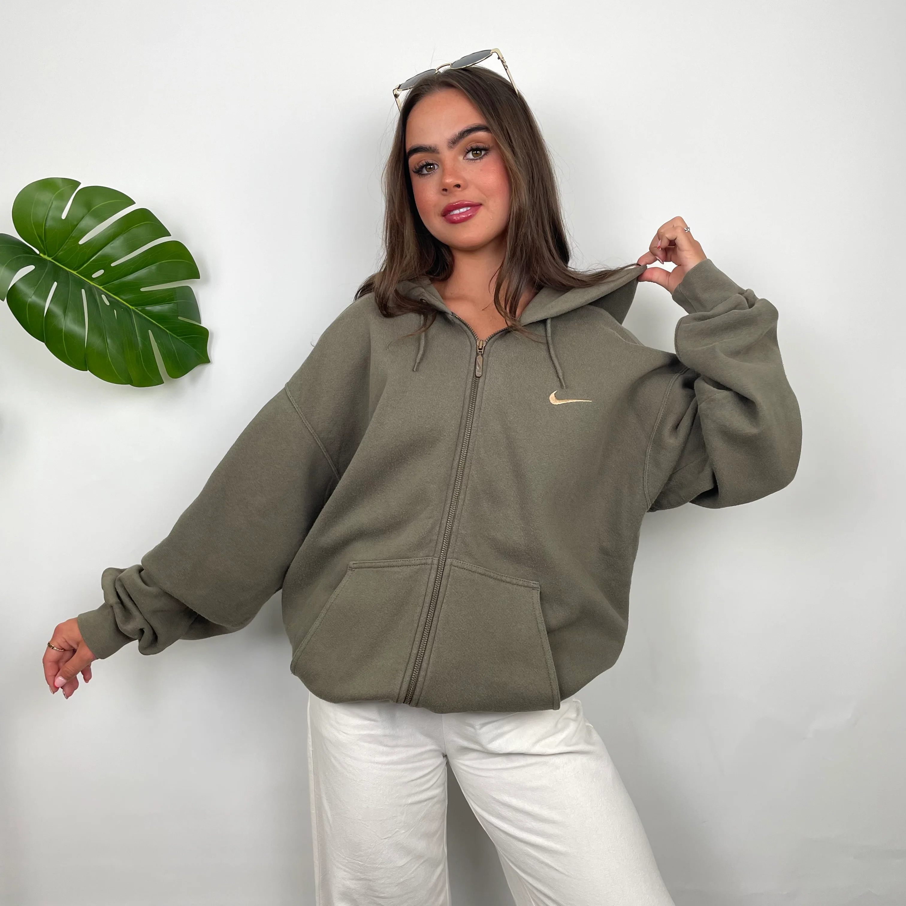 Nike Sage Green Embroidered Swoosh Zip Up Hoodie (M) - Image 3