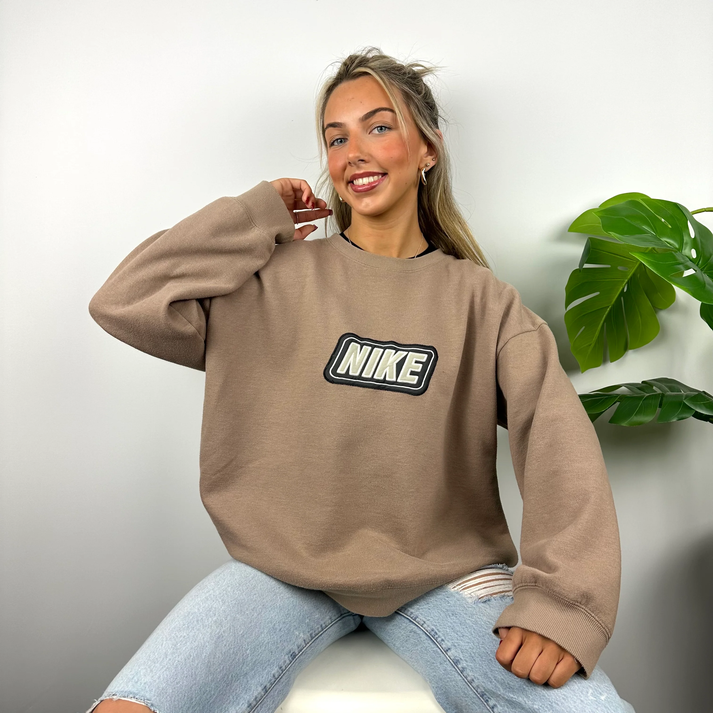 Nike Tan Brown Embroidered Spell Out Sweatshirt (L)