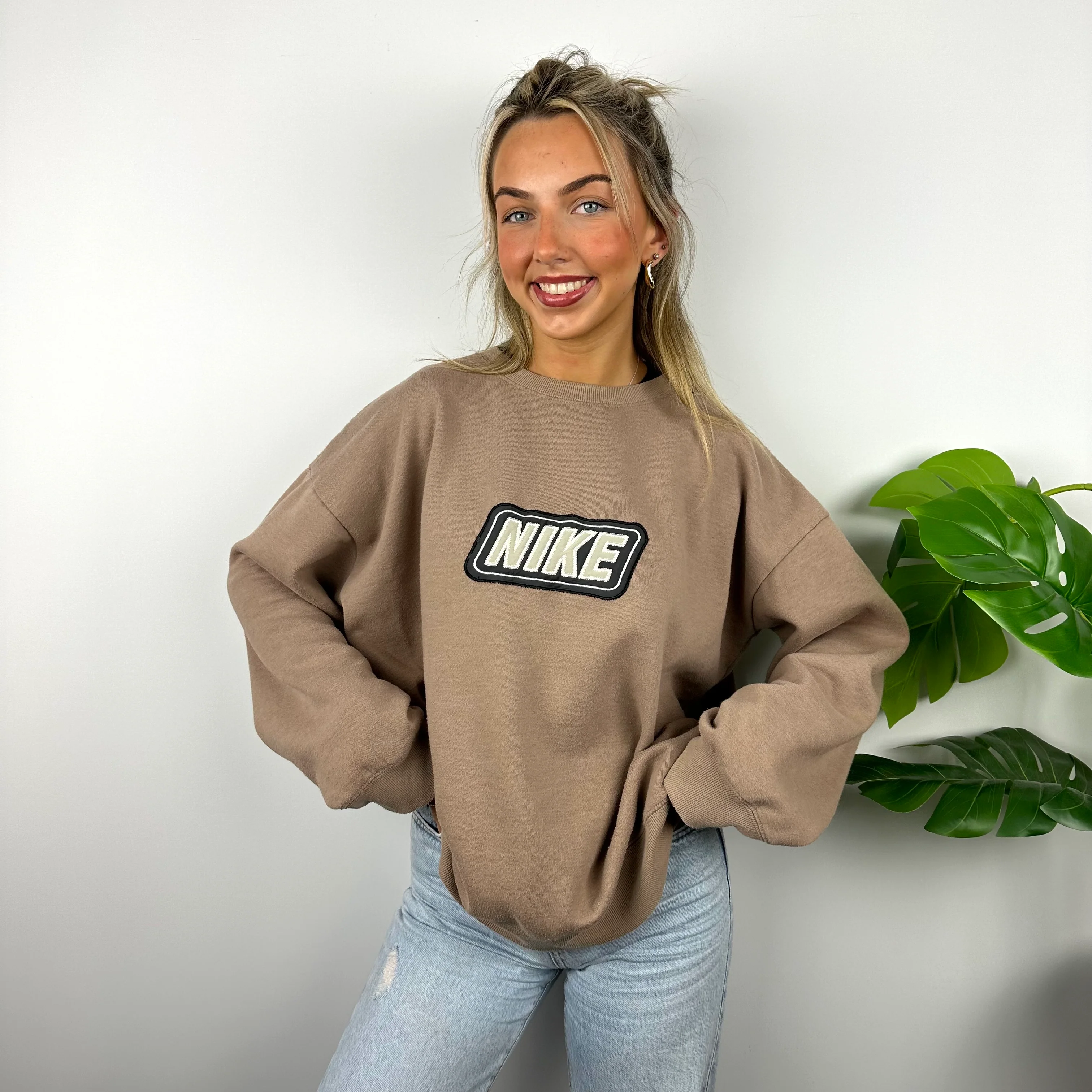 Nike Tan Brown Embroidered Spell Out Sweatshirt (L) - Image 3
