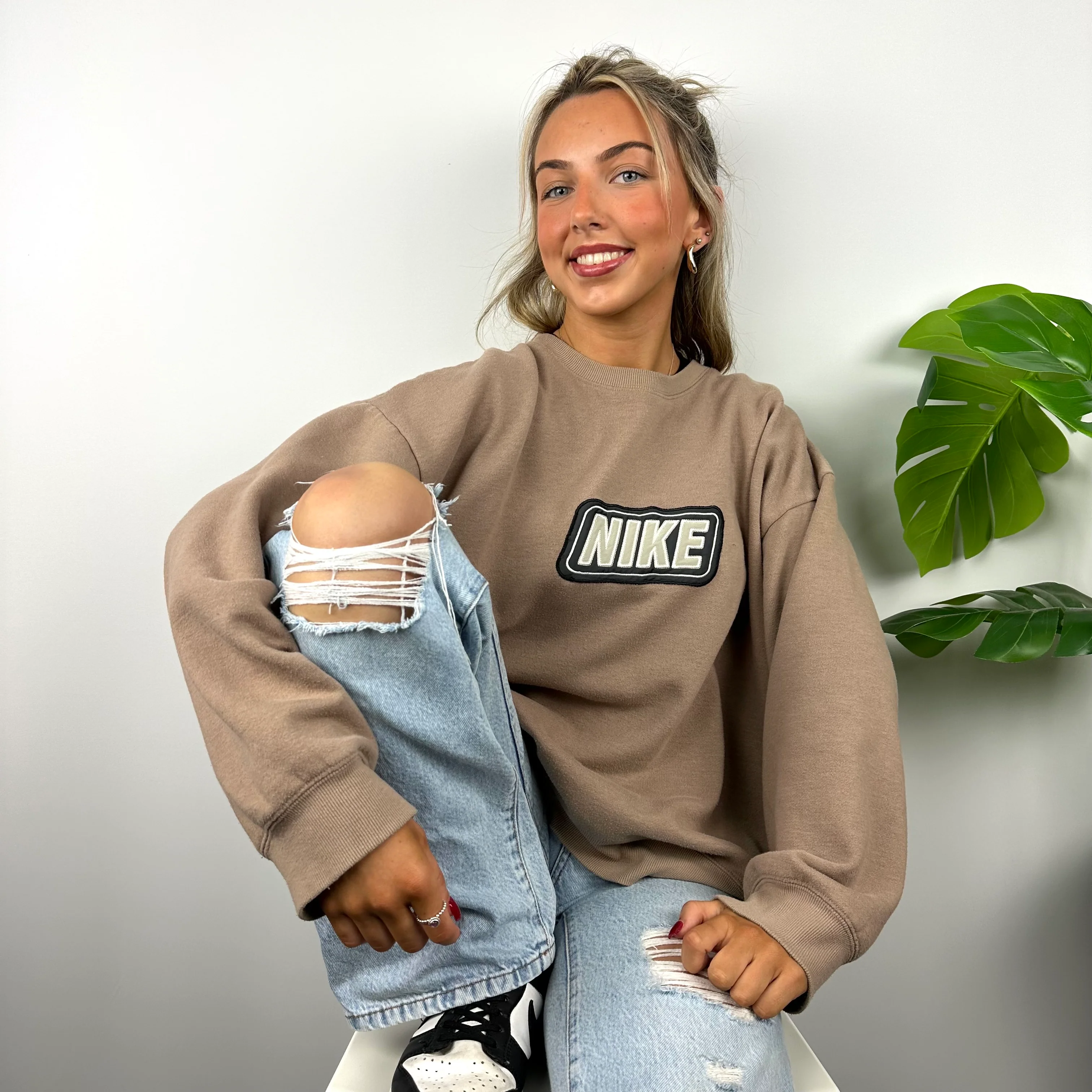 Nike Tan Brown Embroidered Spell Out Sweatshirt (L) - Image 4