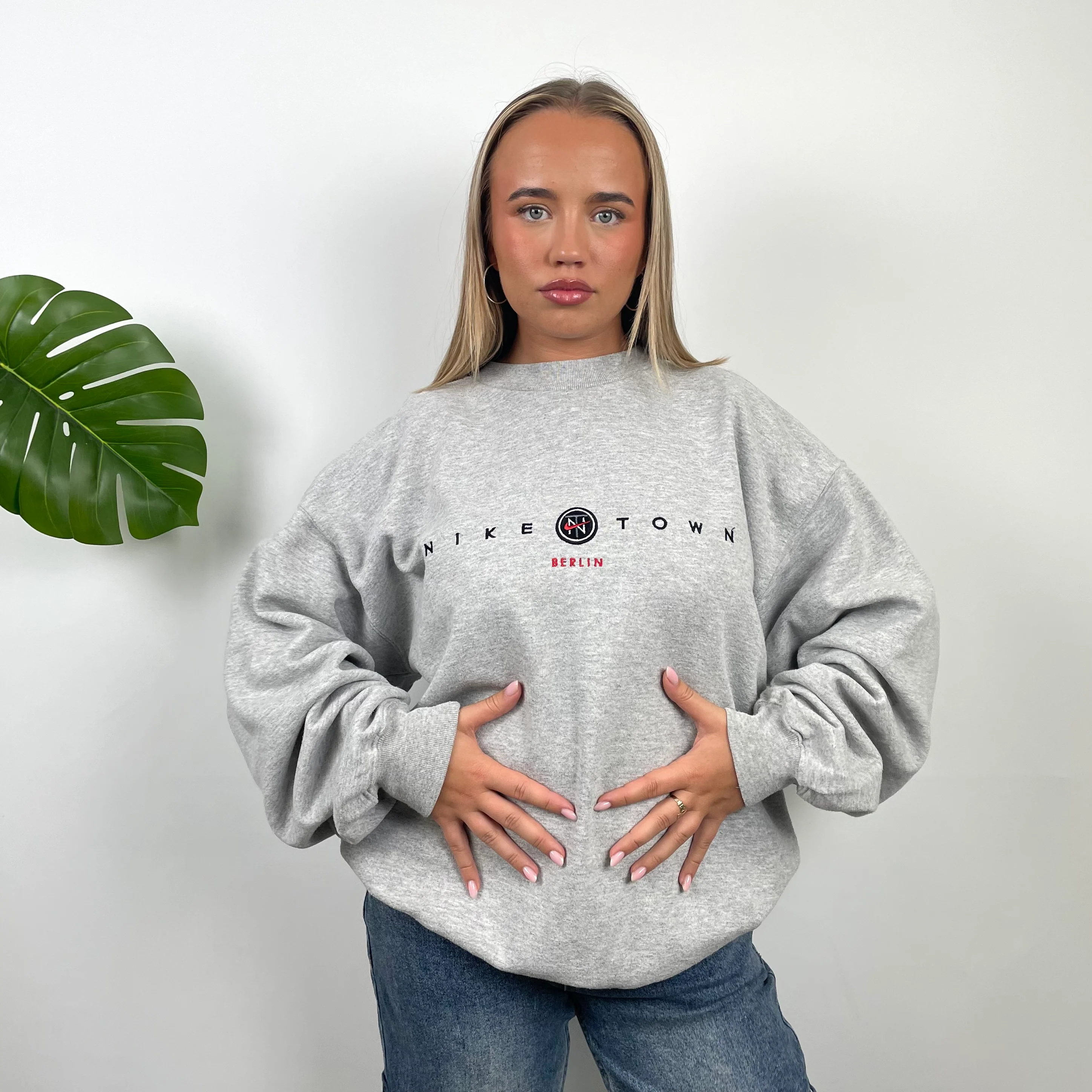 Nike Town Berlin Grey Embroidered Spell Out Sweatshirt (L) - Image 3