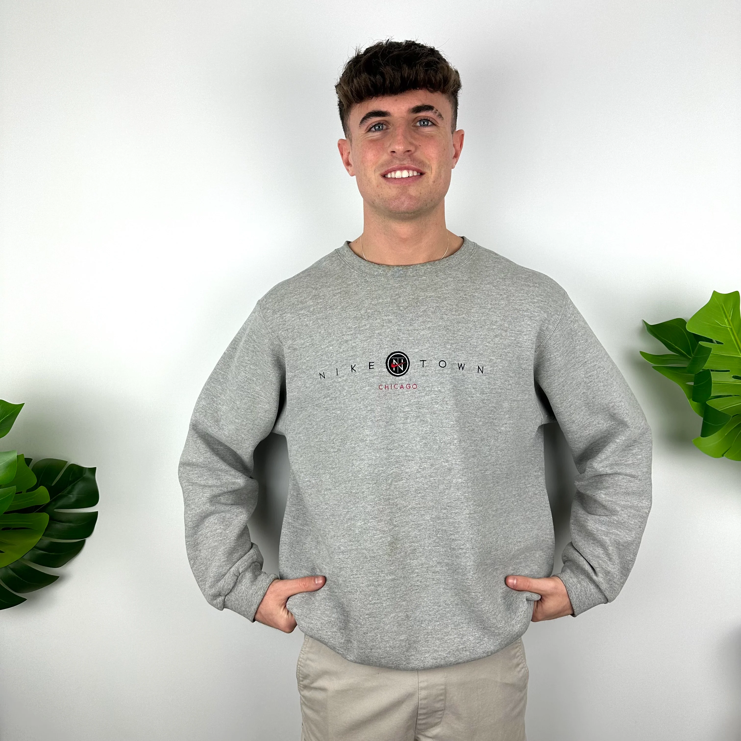 Nike Town Chicago Grey Embroidered Spell Out Sweatshirt (L) - Image 3