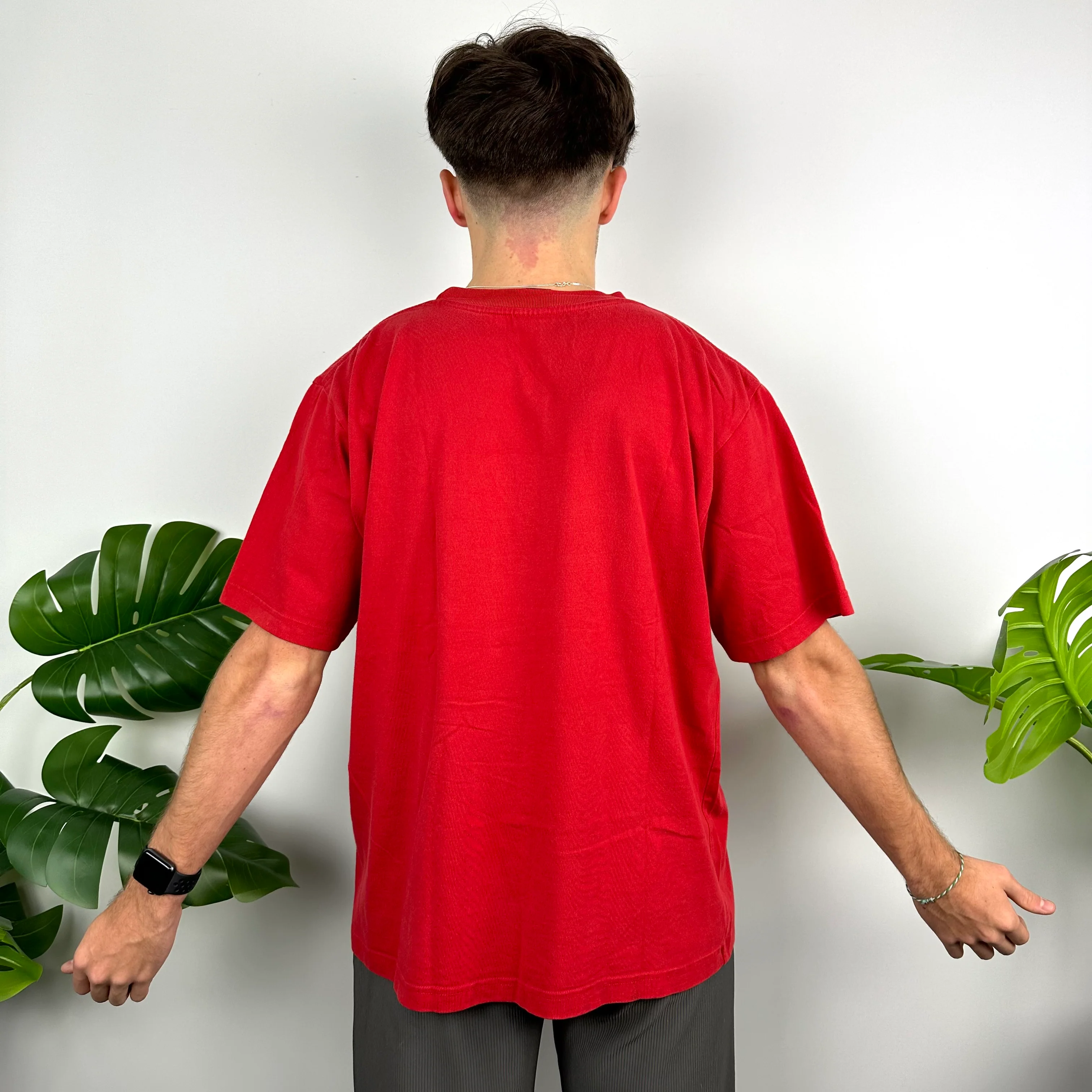 Nike Town London Red Embroidered Spell Out T Shirt (M) - Image 4
